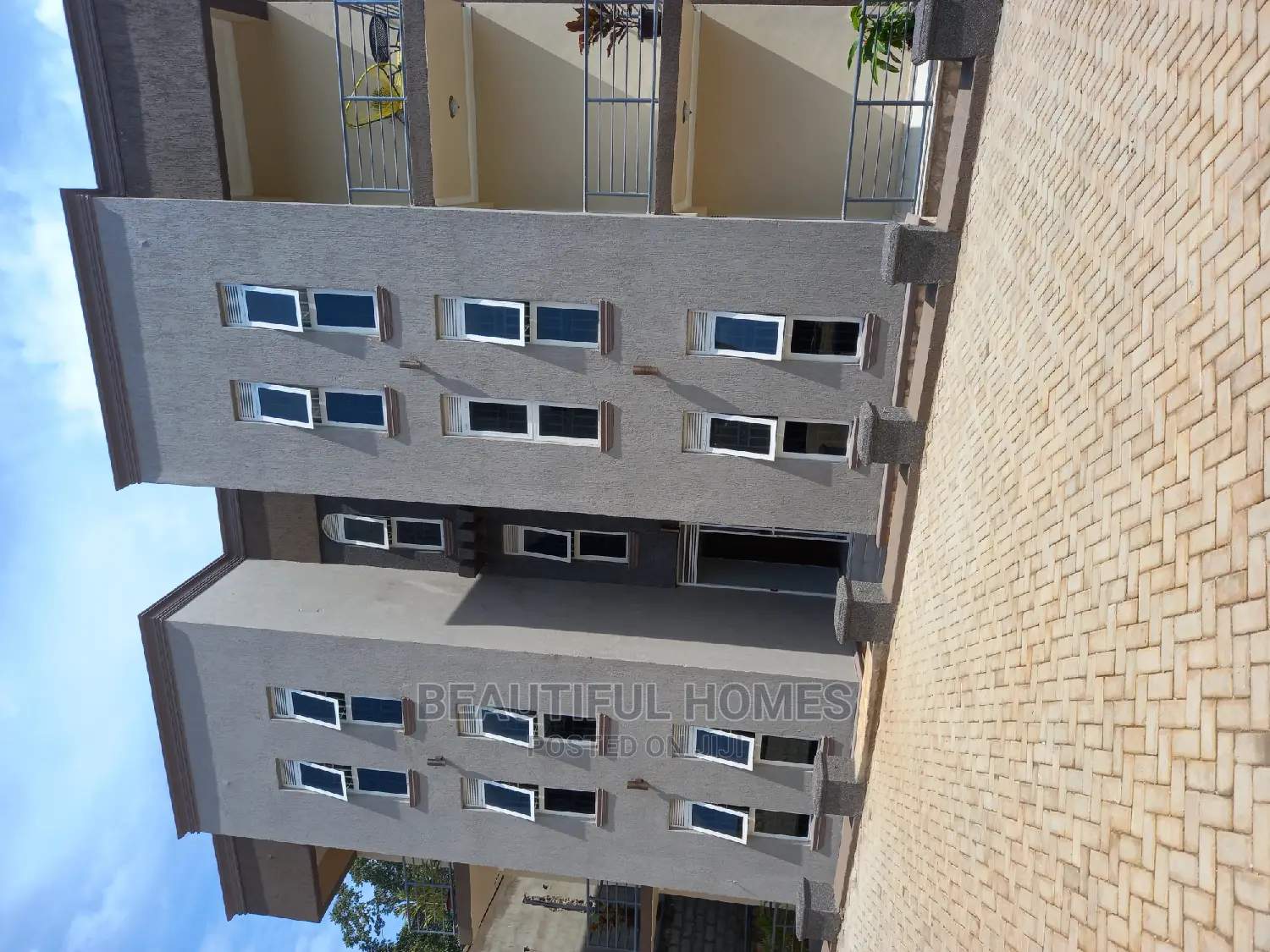 Furnished 2bdrm Apartment in Bunga, Makindye for Sale in Makindye