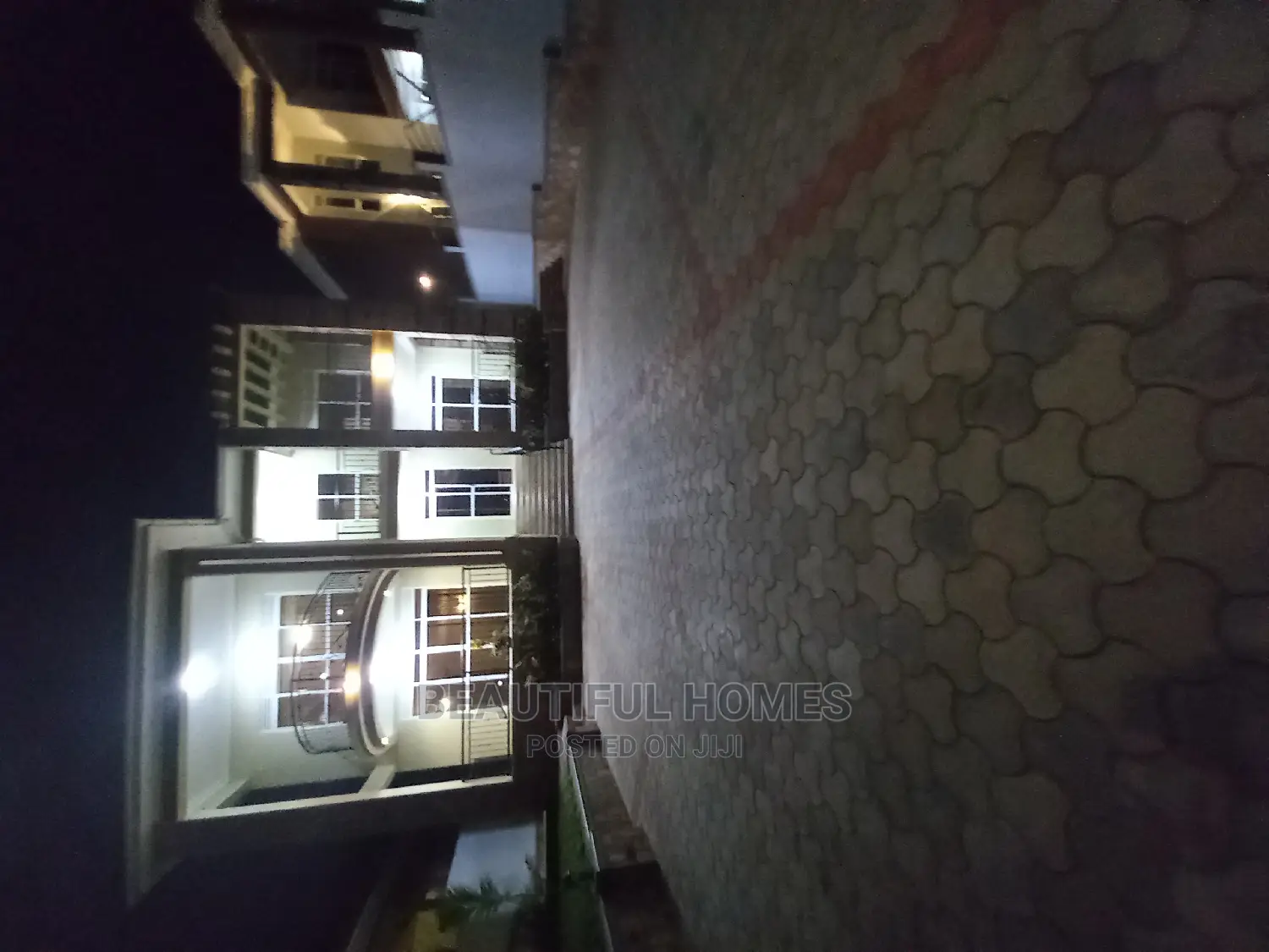 Furnished 7bdrm Mansion in Kira Classy for Sale in Kira
