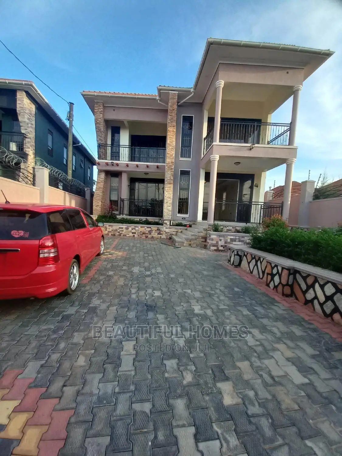 Furnished 5bdrm House in Kira Diplomat for Sale in Kira