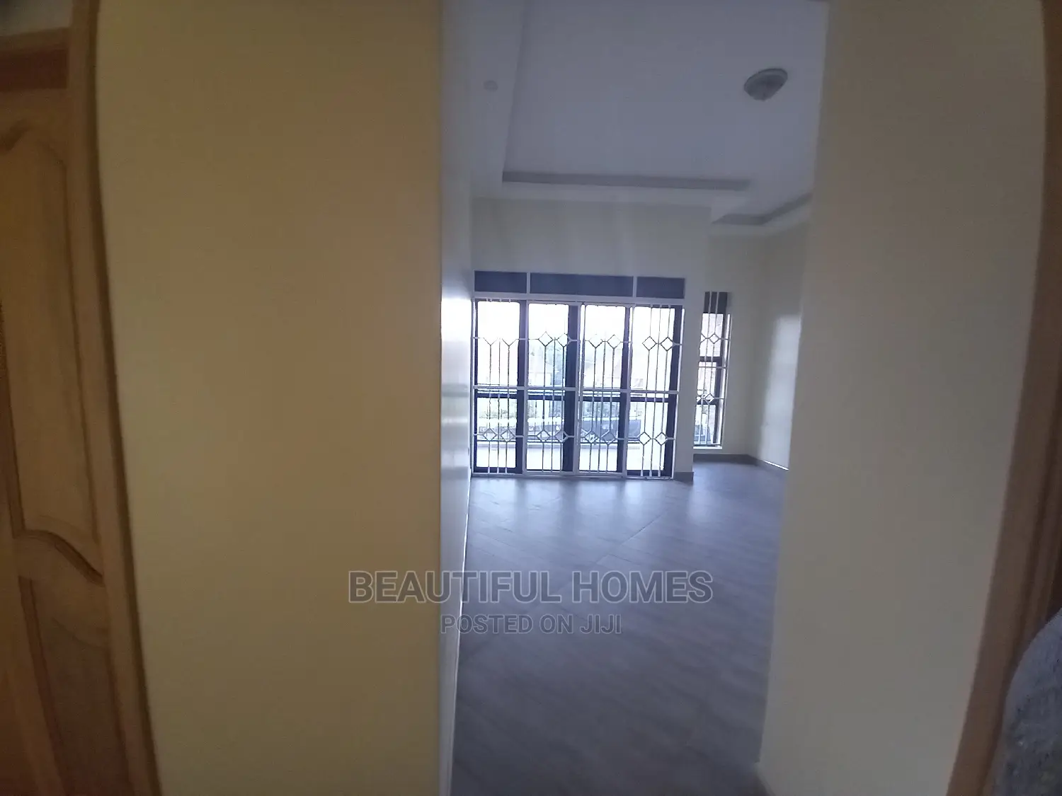 Furnished 5bdrm House in Kira Diplomat for Sale in Kira