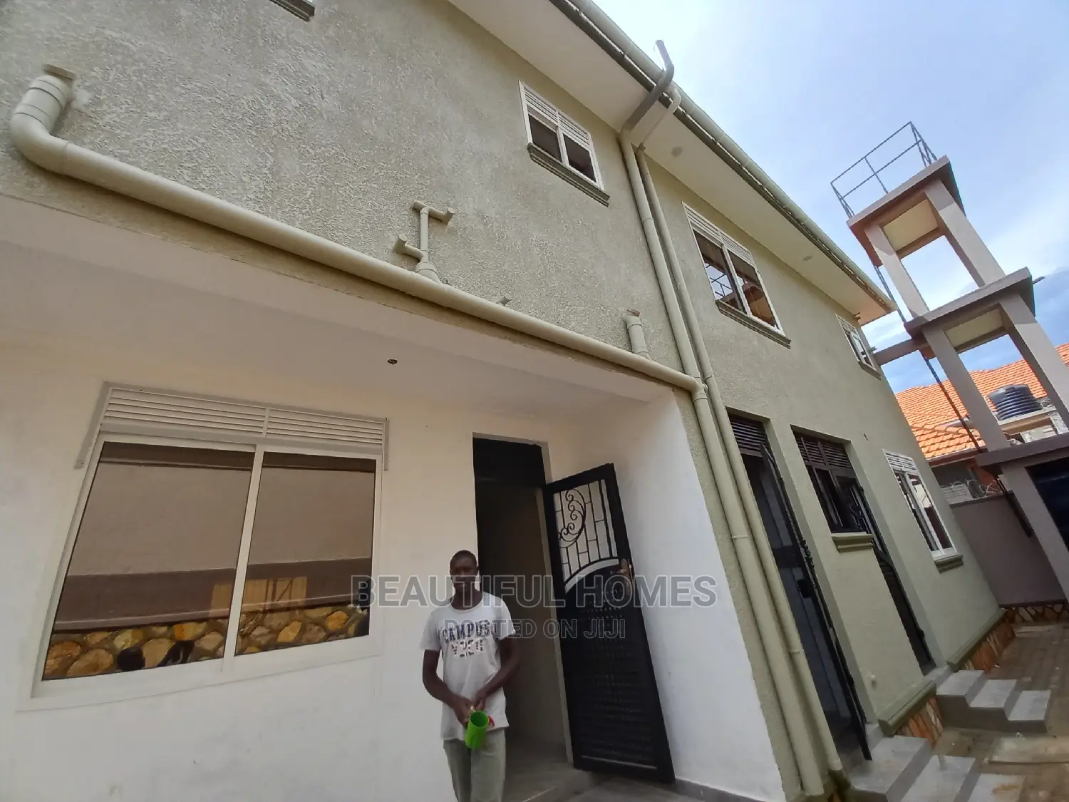 Furnished 5bdrm Mansion in Najjera Executive, Kira for Sale in Kira