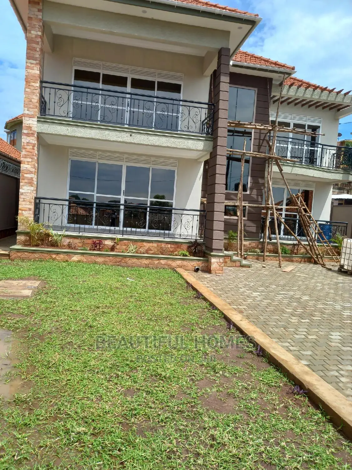 Furnished 5bdrm Mansion in Najjera, Kira for Sale in Kira