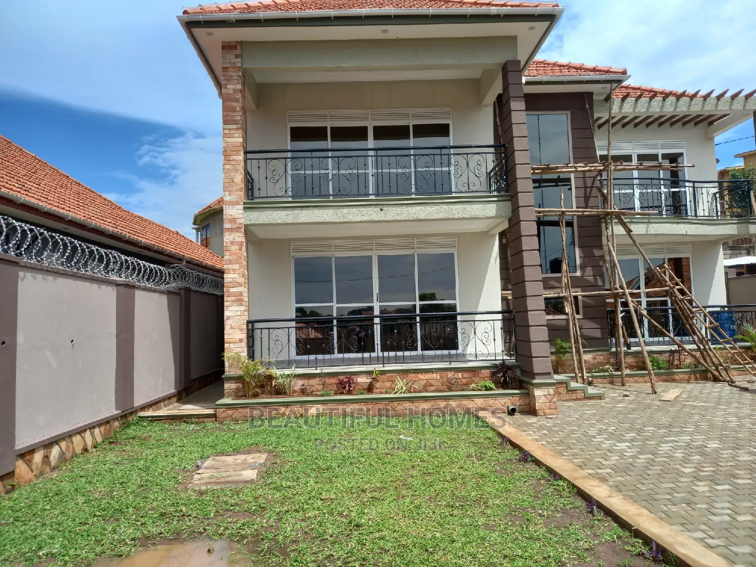 Furnished 5bdrm Mansion in Najjera, Kira for Sale in Kira