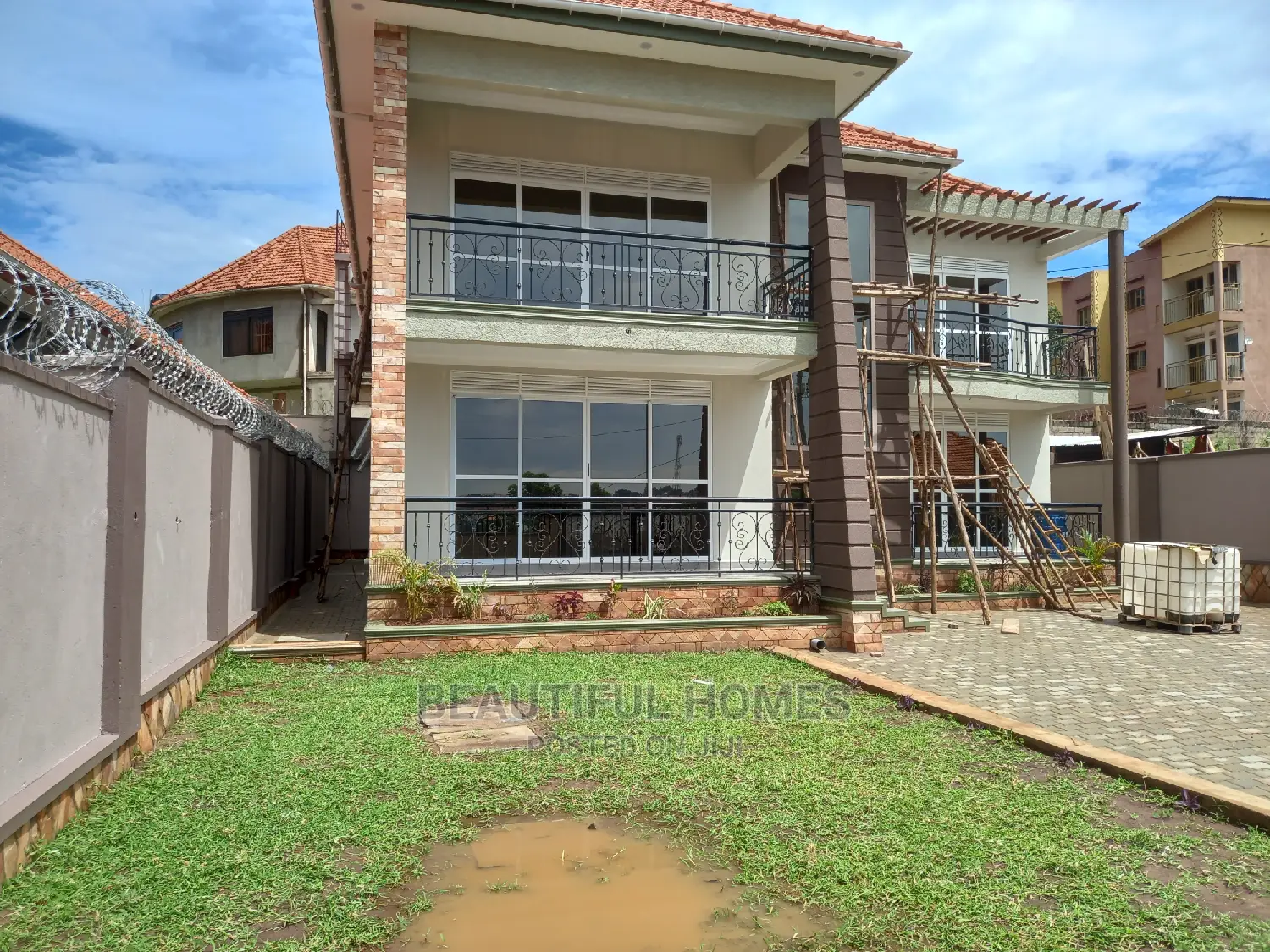 Furnished 5bdrm Mansion in Najjera, Kira for Sale in Kira