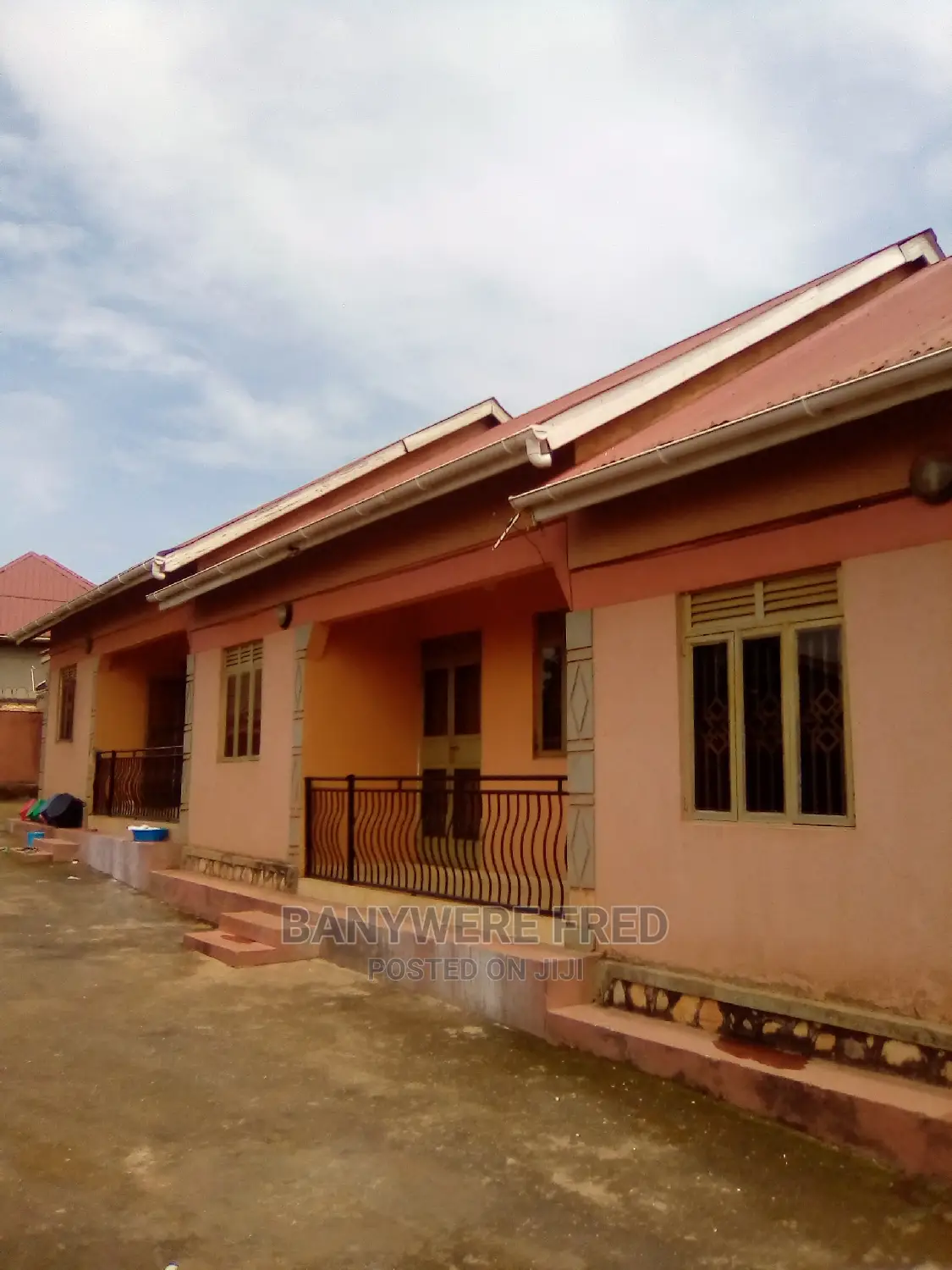 Furnished 3bdrm Bungalow in Kira for Rent in Kira