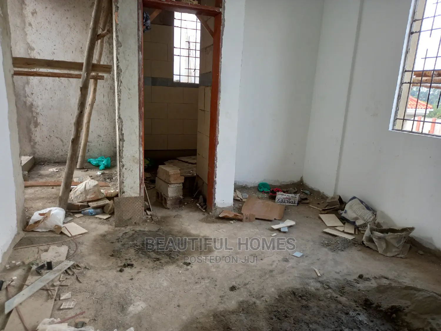 Furnished 6bdrm Mansion in Kisaasi, Central Division for Sale in Central Division