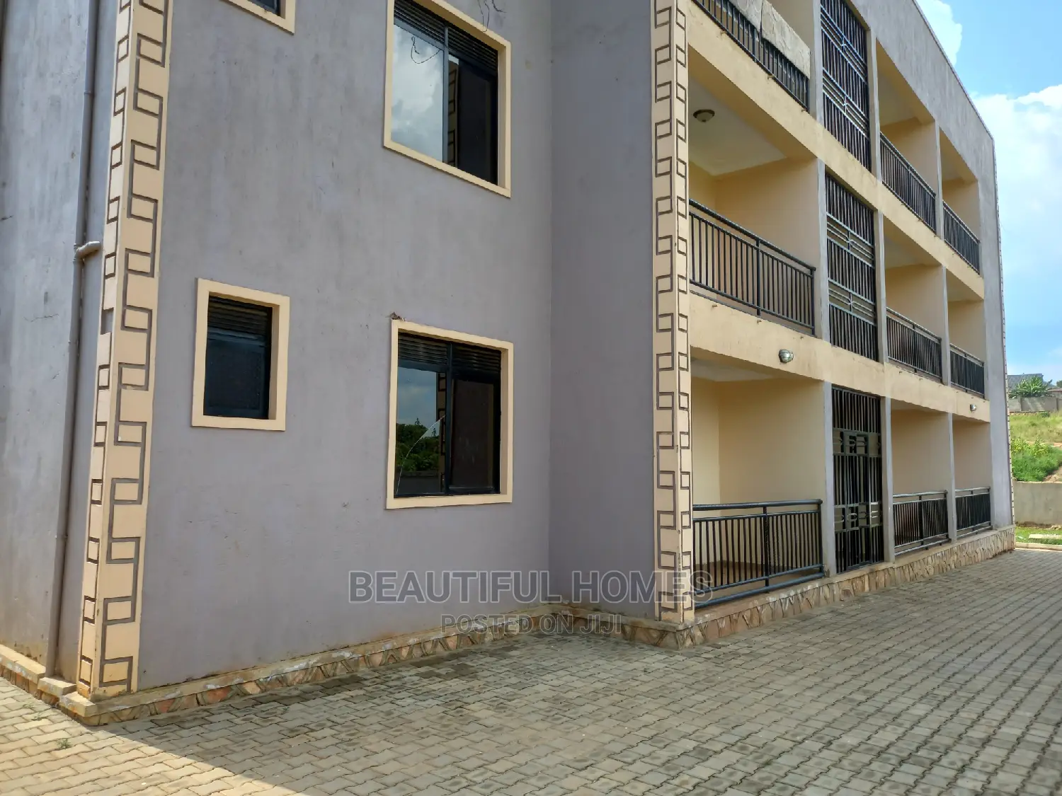 Furnished 2bdrm Apartment in Kira for Sale in Kira