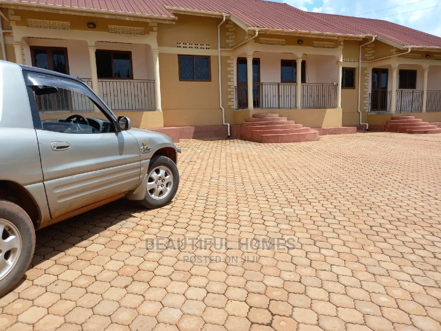 Furnished 2bdrm Apartment in Kiwatule, Nakawa for Sale in Nakawa