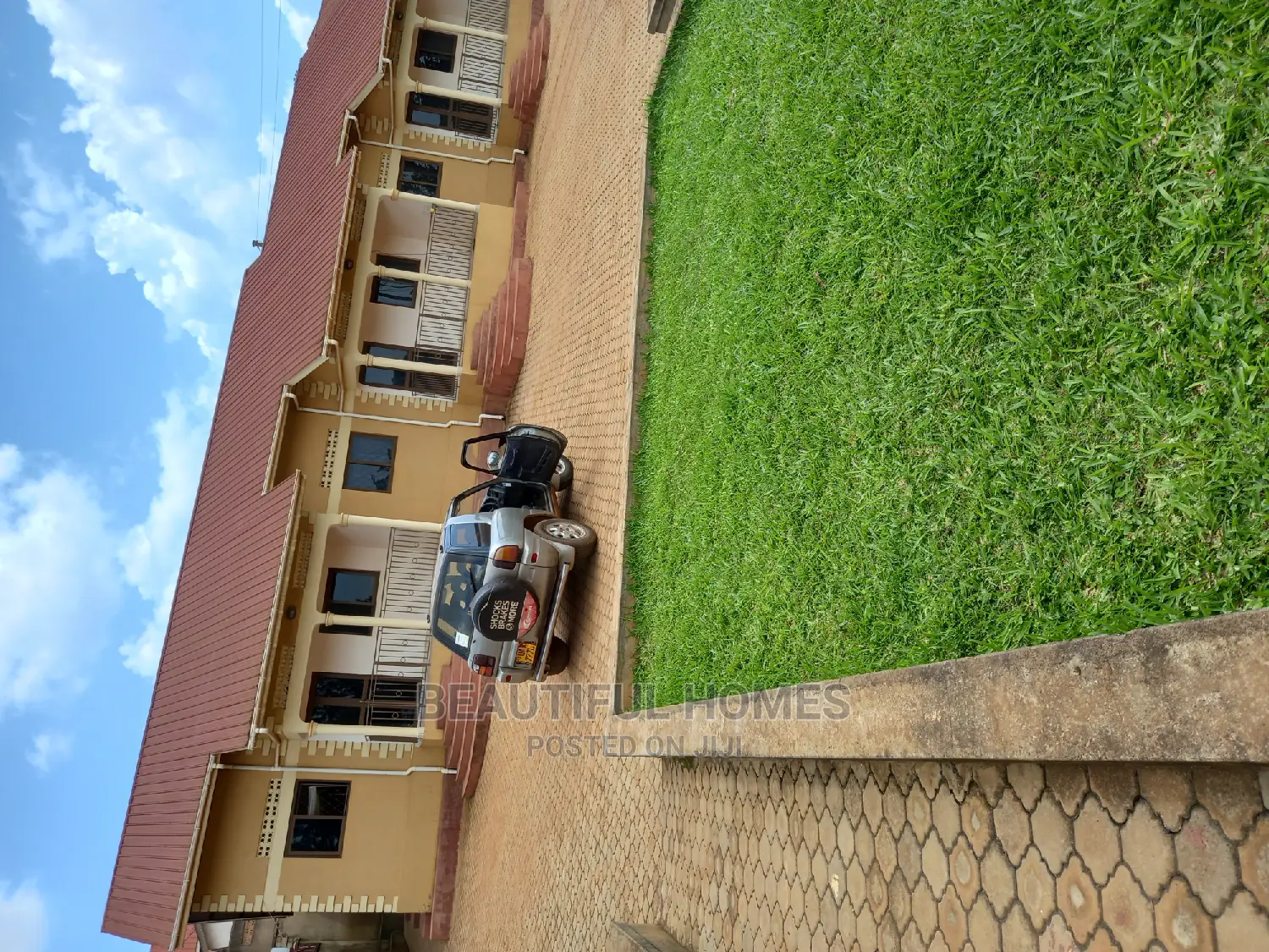 Furnished 2bdrm Apartment in Kiwatule, Nakawa for Sale in Nakawa
