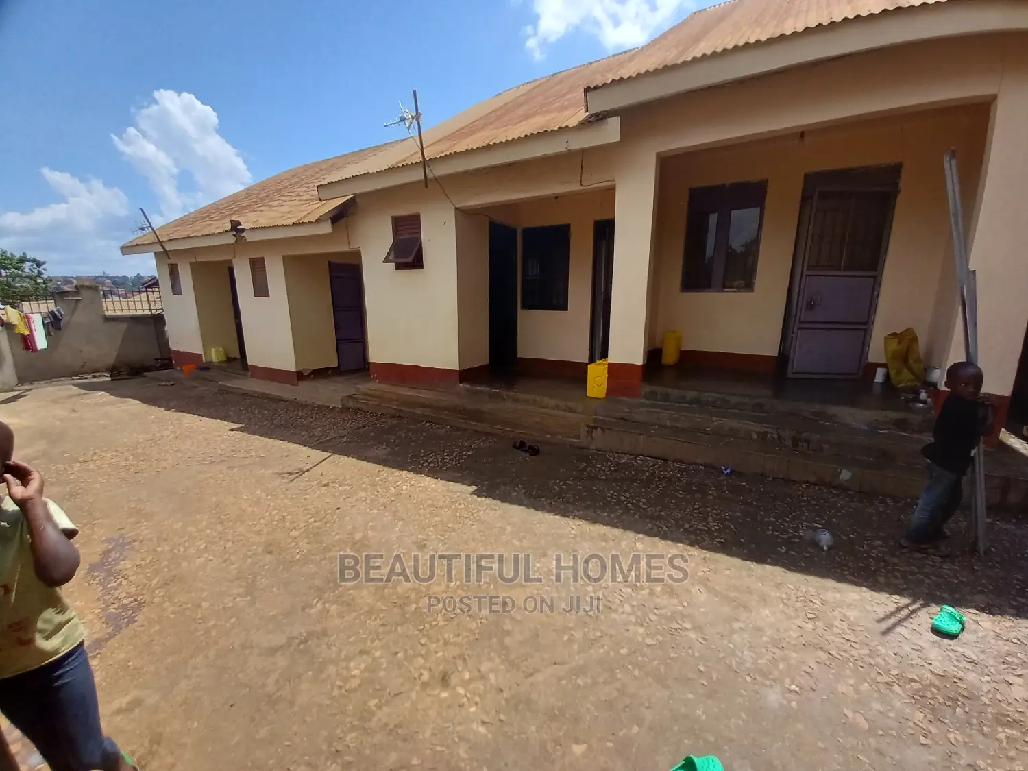 Furnished 1bdrm Apartment in Kisaasi, Nakawa for Sale in Nakawa