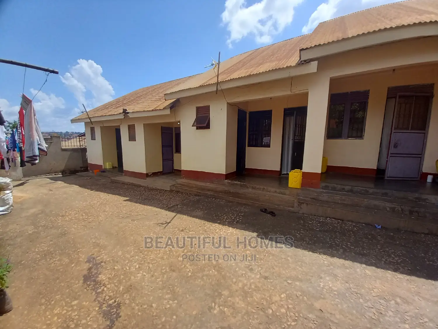 Furnished 1bdrm Apartment in Kisaasi, Nakawa for Sale in Nakawa