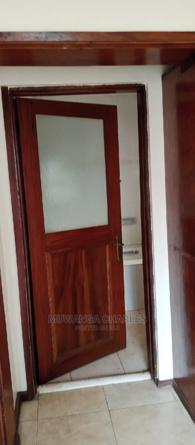 5bdrm Duplex in Fs Properties Ltd, Central Division for Rent in Central Division