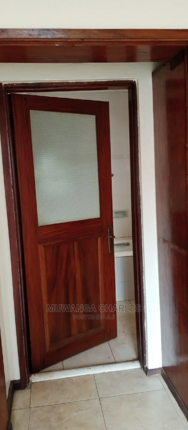 5bdrm Duplex in Fs Properties Ltd, Central Division for Rent in Central Division