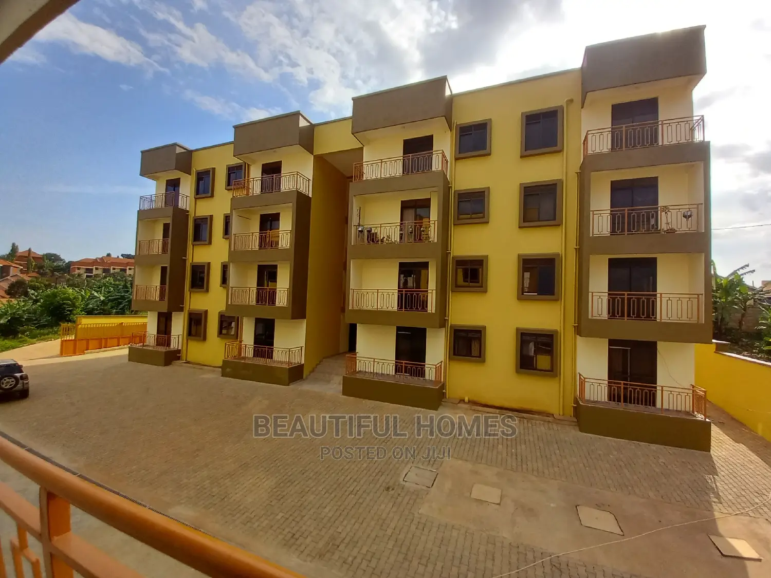 Furnished 3bdrm Condo in Kisaasi, Central Division for Sale in Central Division