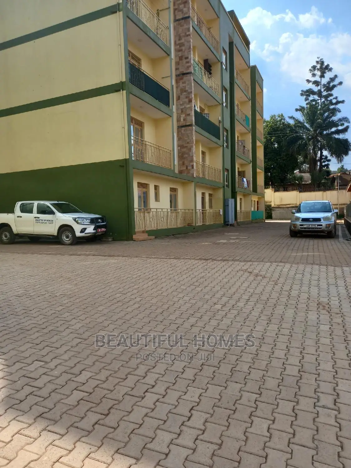 Furnished 2bdrm Condo in Bukoto, Central Division for Sale in Central Division