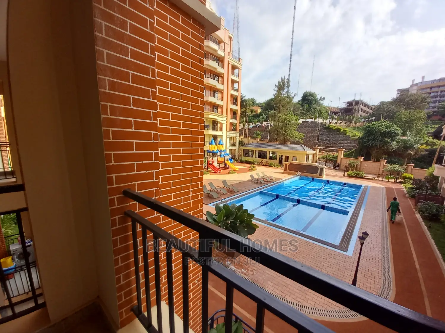 Furnished 2bdrm Condo in Naguru, Nakawa for Sale in Nakawa