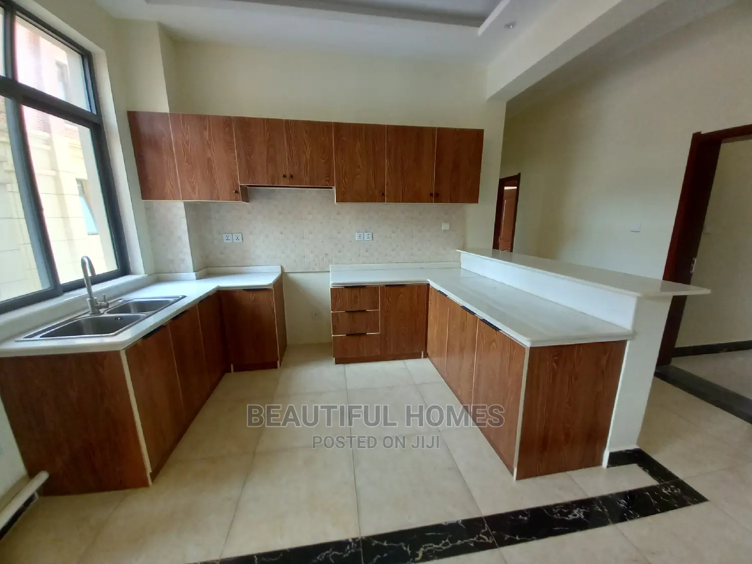 Furnished 2bdrm Condo in Naguru, Central Division for Sale in Central Division