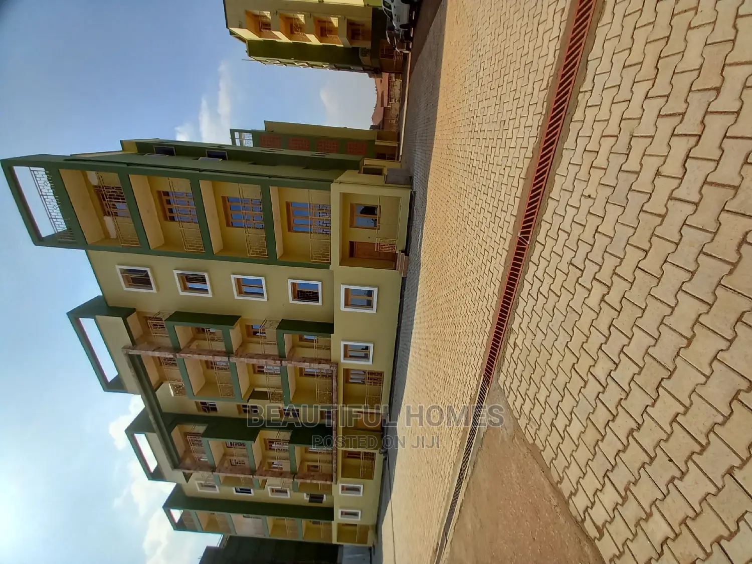 Furnished 2bdrm Condo in Bukoto, Central Division for Sale in Central Division