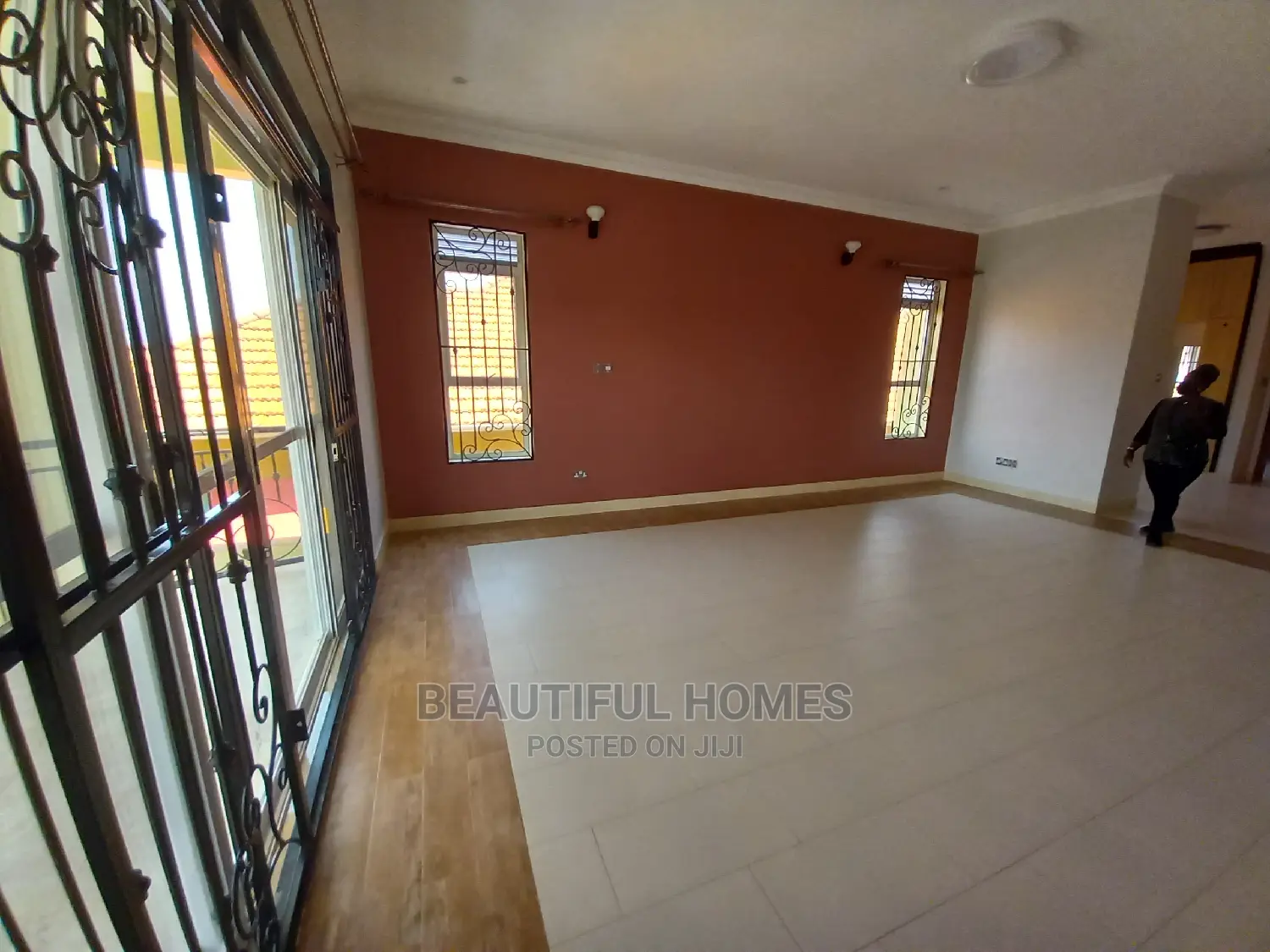 Furnished 6bdrm Mansion in Minister'S Village, Kira for Sale in Kira