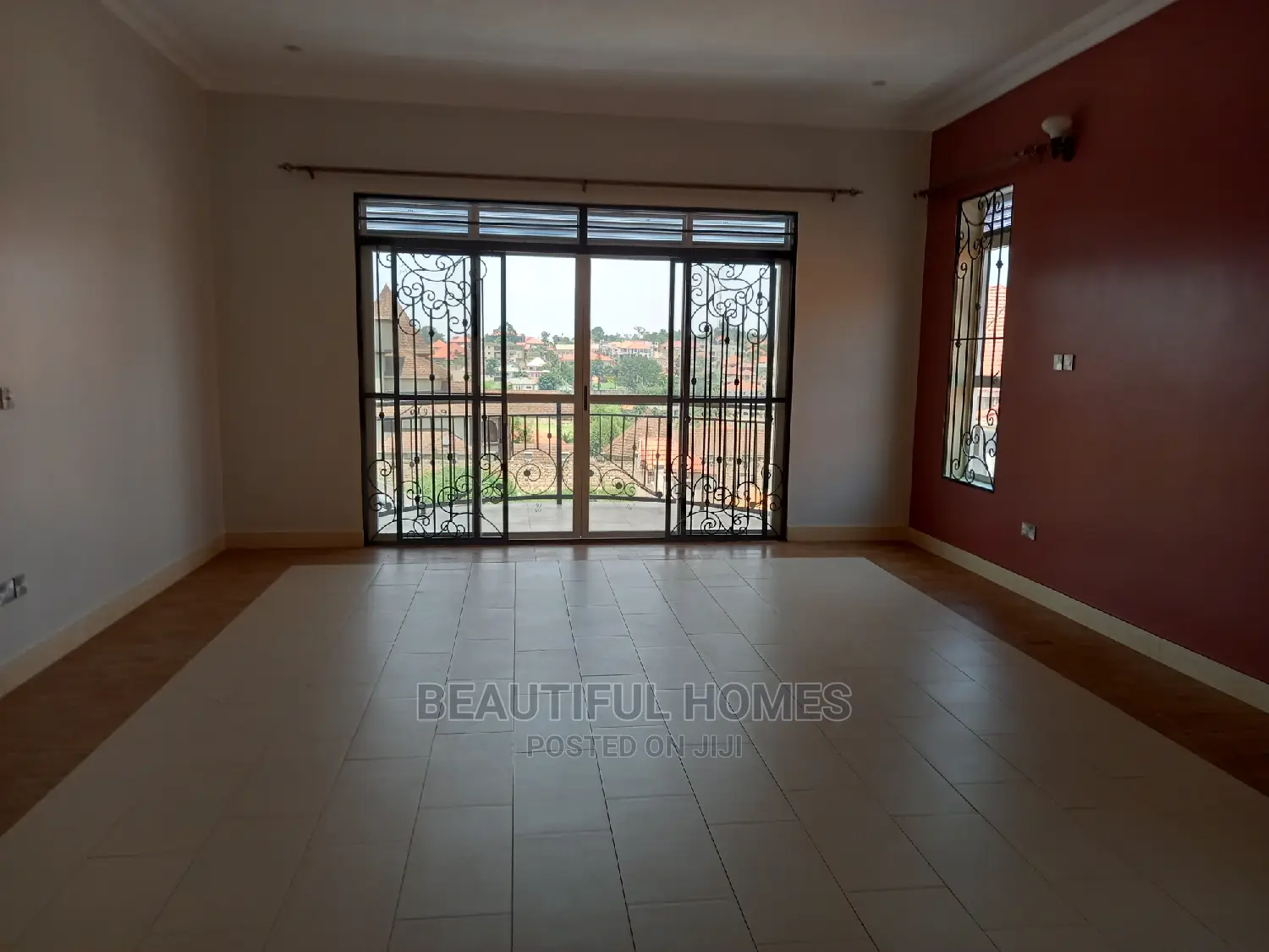 Furnished 6bdrm Mansion in Diplomat Zone, Kira for Sale in Kira