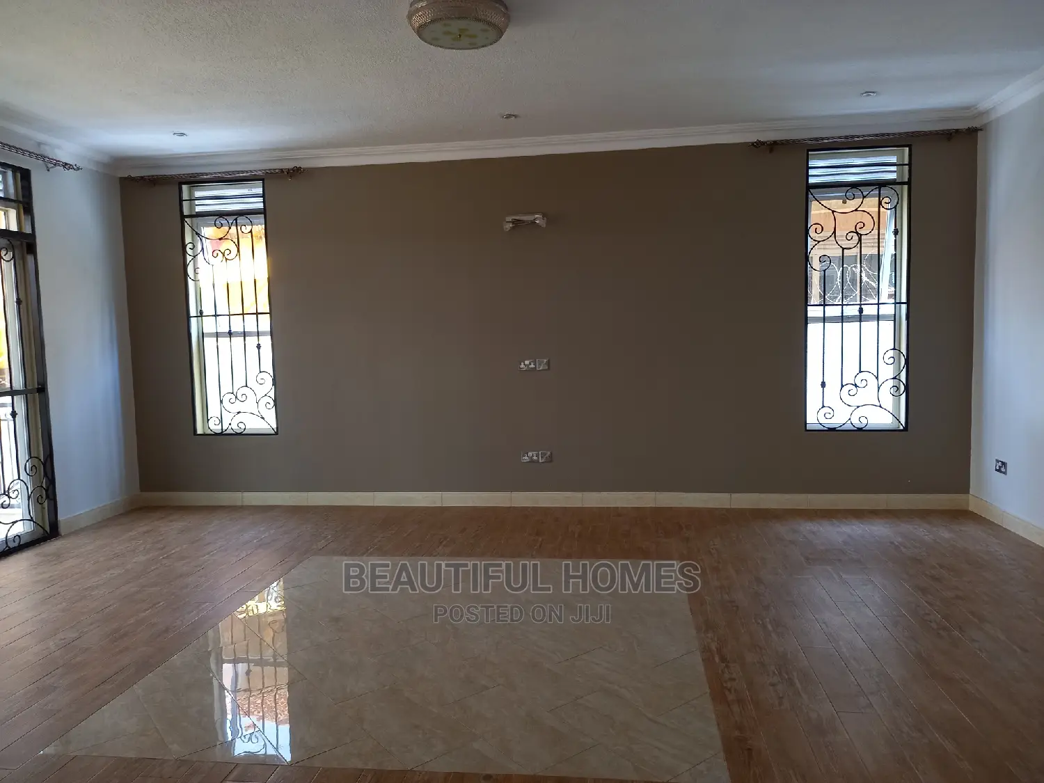 Furnished 6bdrm Mansion in Kira First Class for Sale in Kira