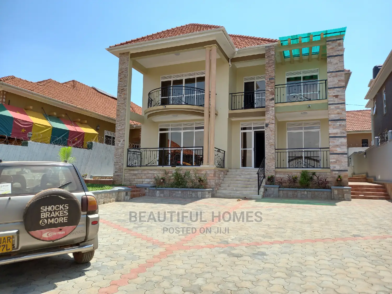 Furnished 6bdrm Mansion in Kira First Class for Sale in Kira