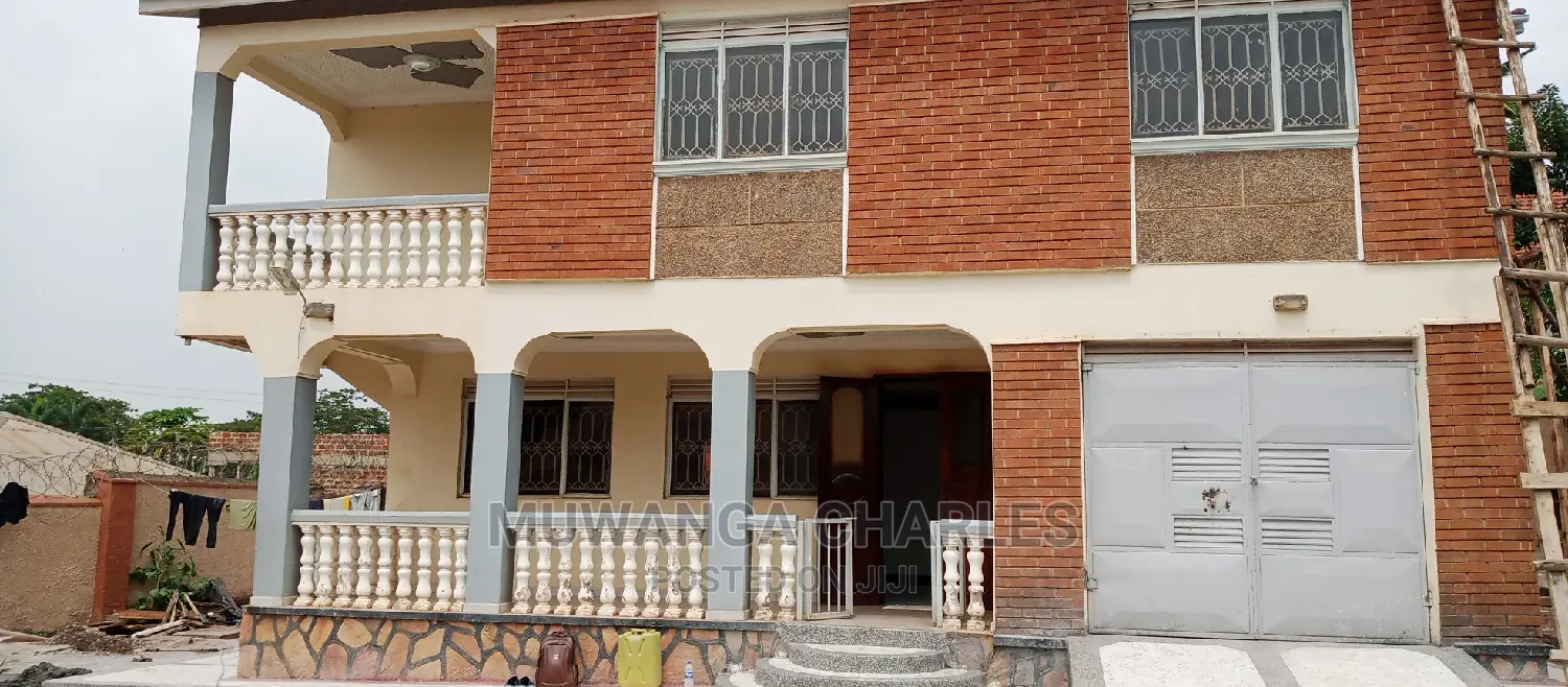 5bdrm Duplex in Fs Properties Ltd, Central Division for Rent in Central Division