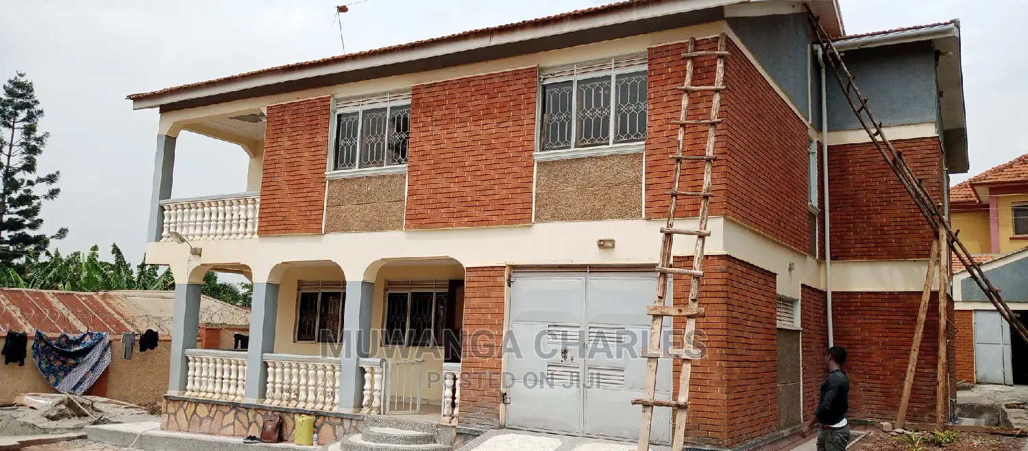 5bdrm Duplex in Fs Properties Ltd, Central Division for Rent in Central Division