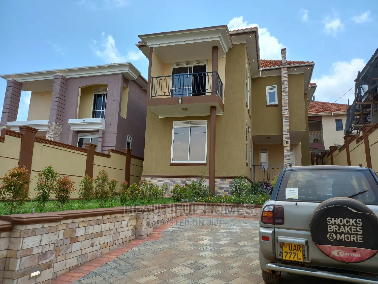 Furnished 4bdrm Duplex in All Tarmack, Kira for Sale in Kira