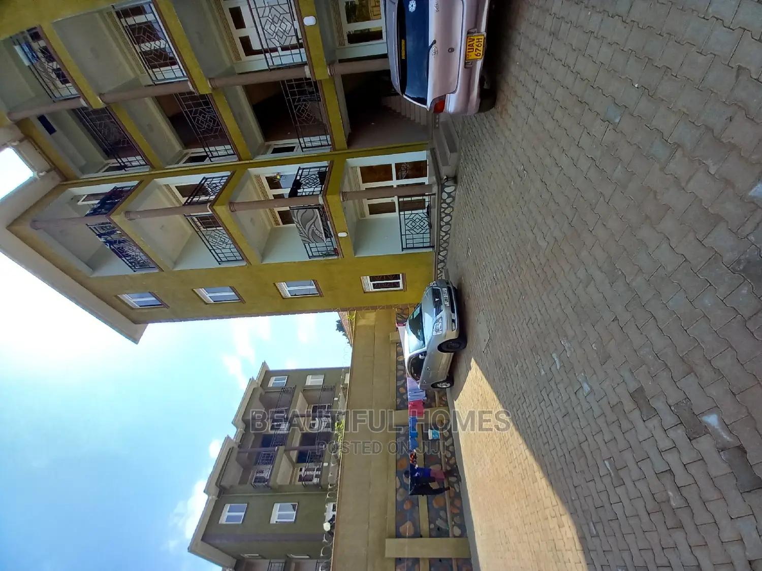 Furnished 2bdrm Apartment in Kisaasi, Nakawa for Sale in Nakawa
