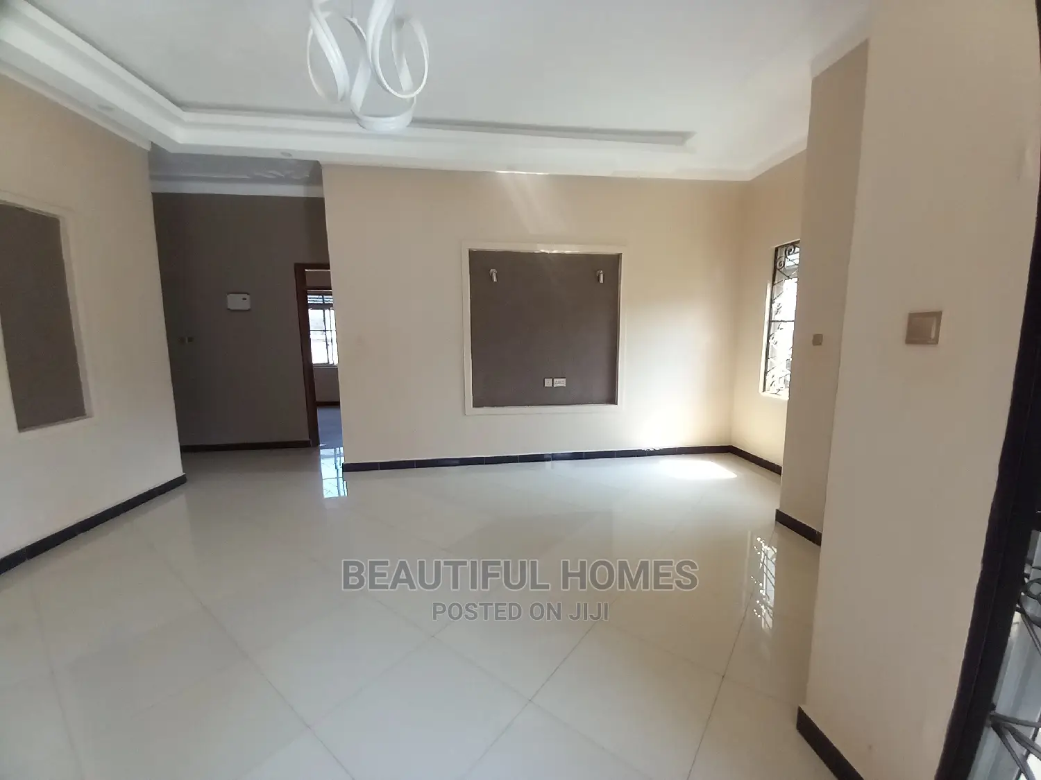 Furnished 4bdrm House in Kira Corporate for Sale in Kira