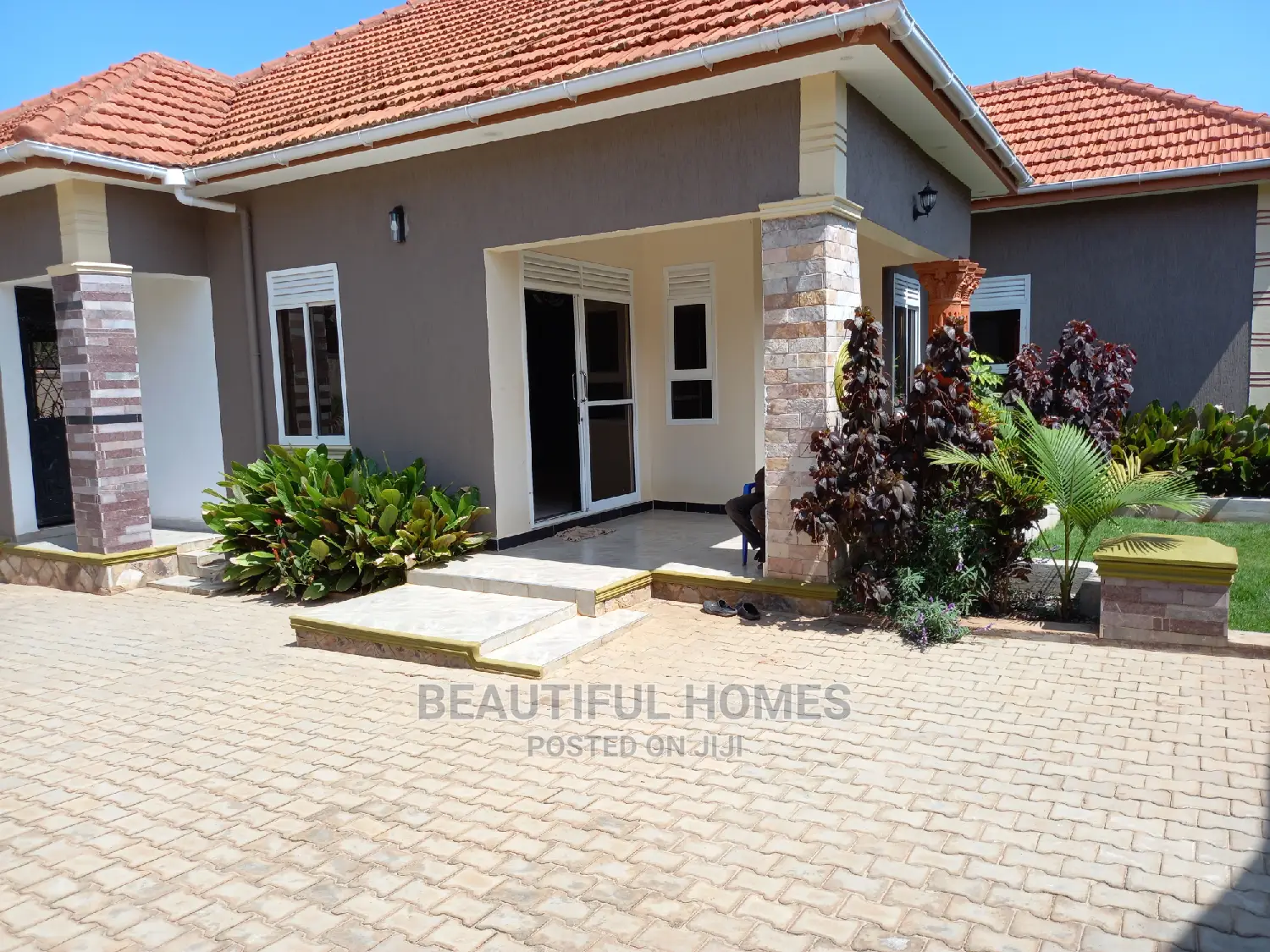 Furnished 4bdrm Bungalow in Corprate Heights, Kira for Sale in Kira