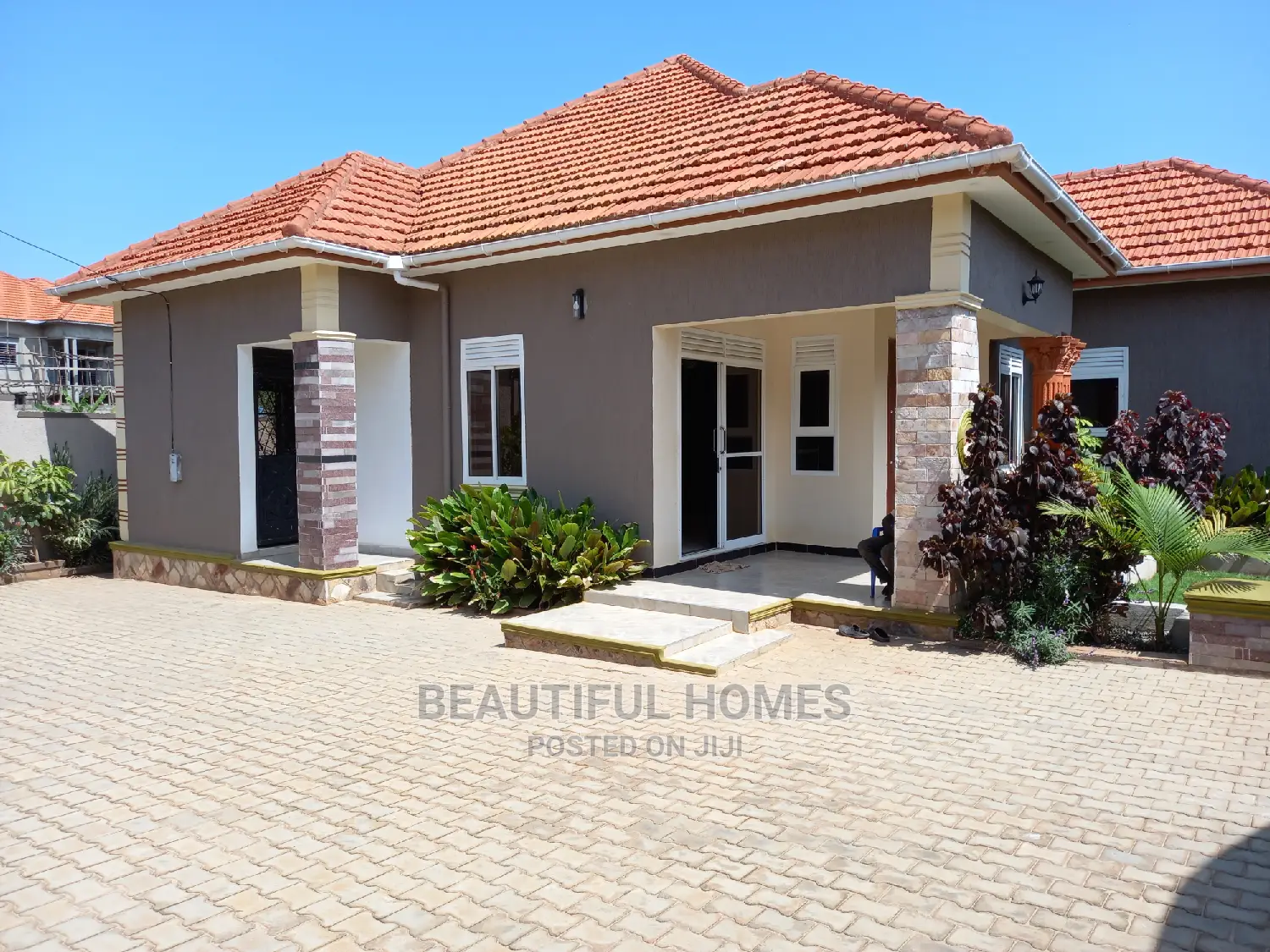 Furnished 4bdrm Bungalow in Kira High Class for Sale in Kira
