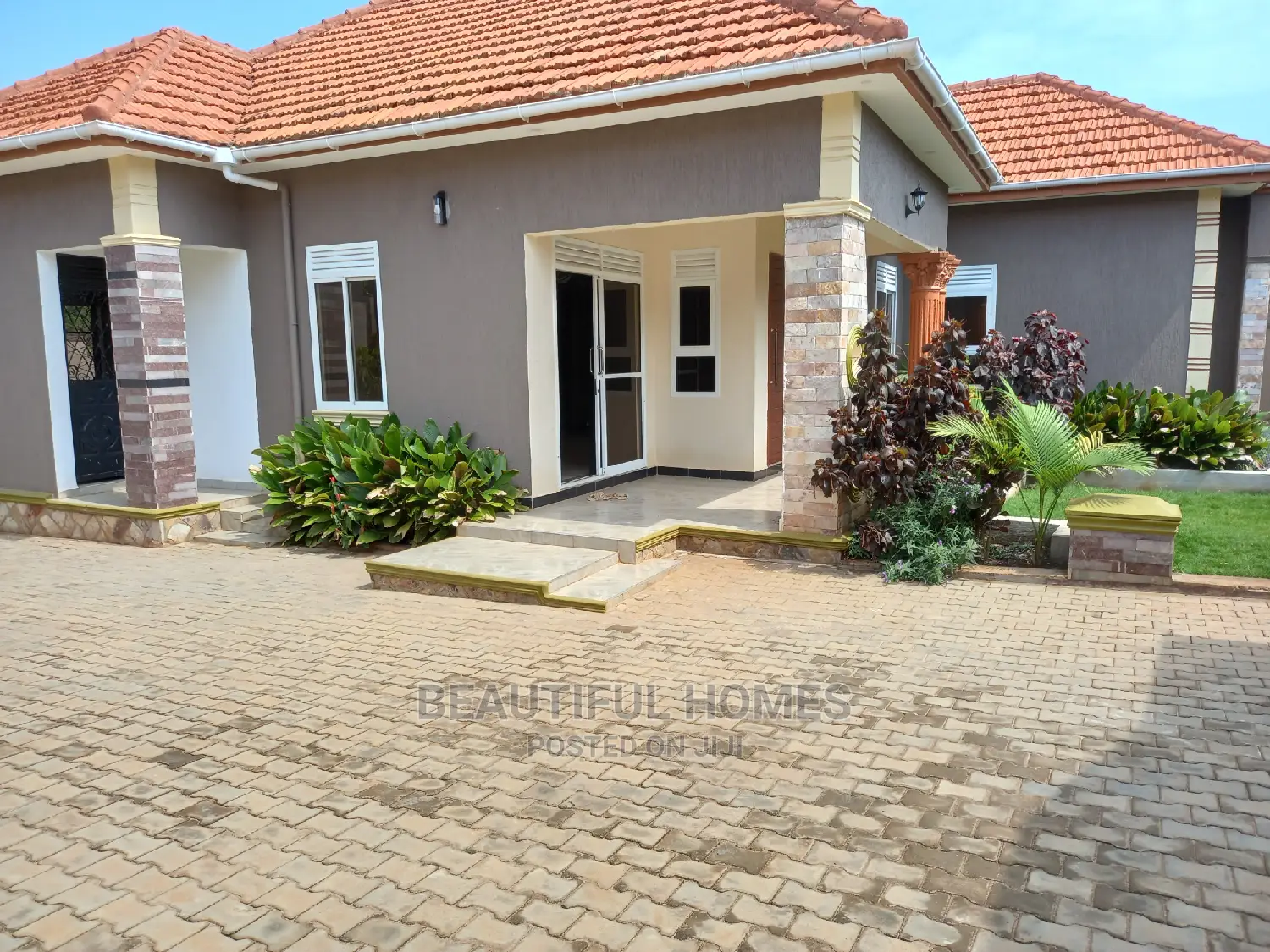 Furnished 4bdrm Bungalow in Kira Tarmacked for Sale in Kira
