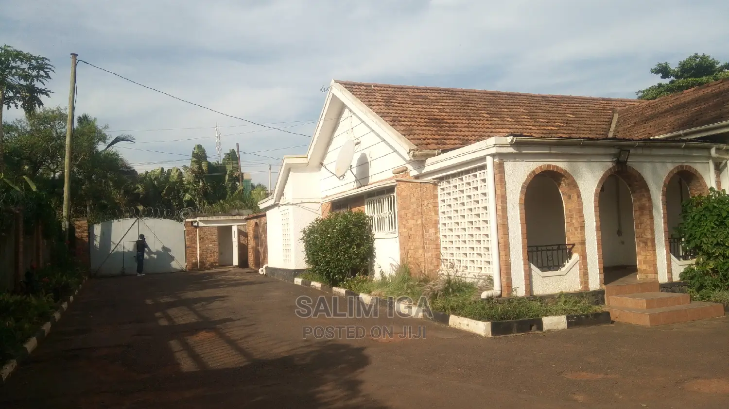 4bdrm Bungalow in Kololo Property, Central Division for Rent in Central Division