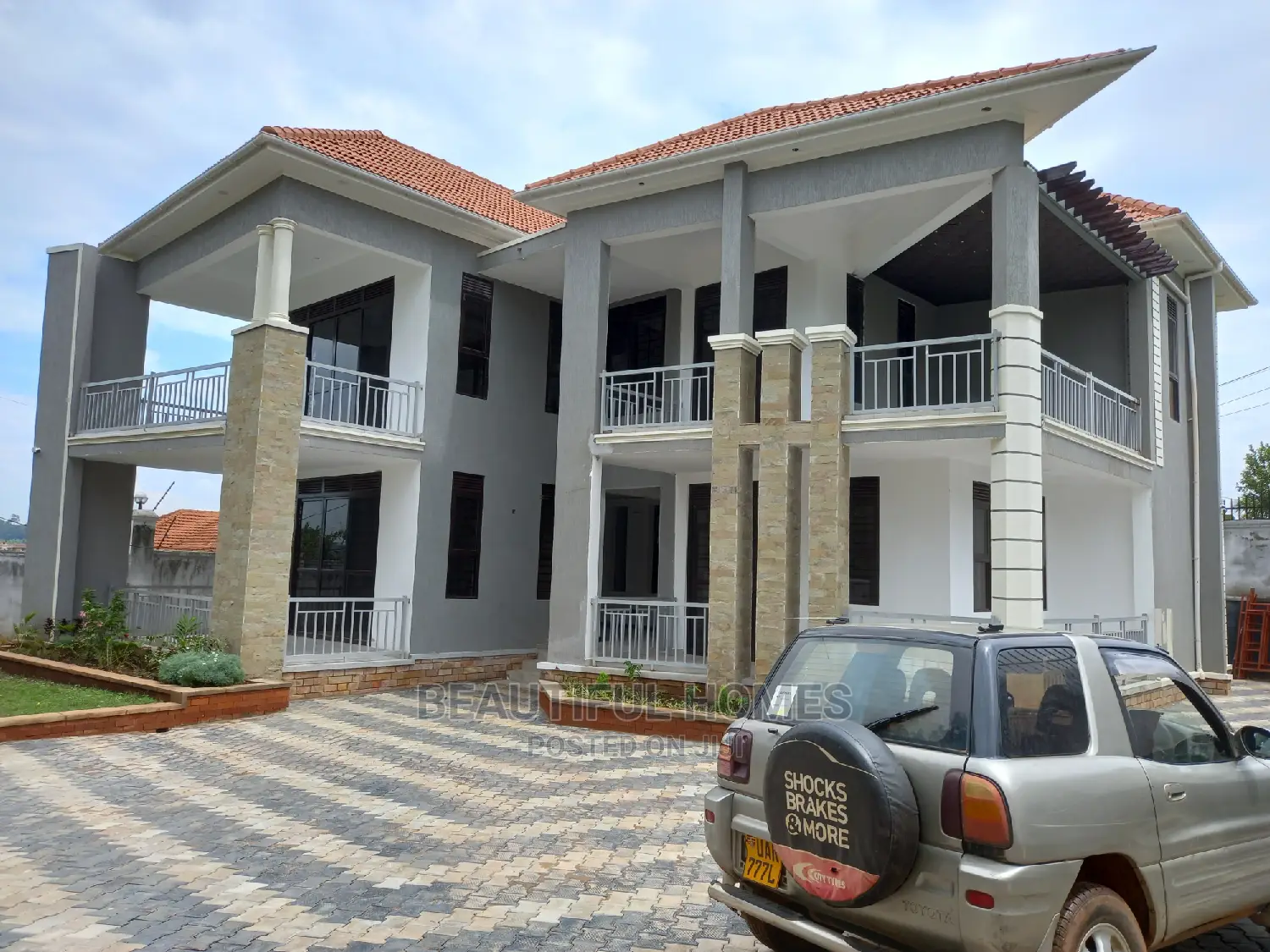 Furnished 6bdrm Mansion in Kiwatule Bidandi, Nakawa for Sale in Nakawa