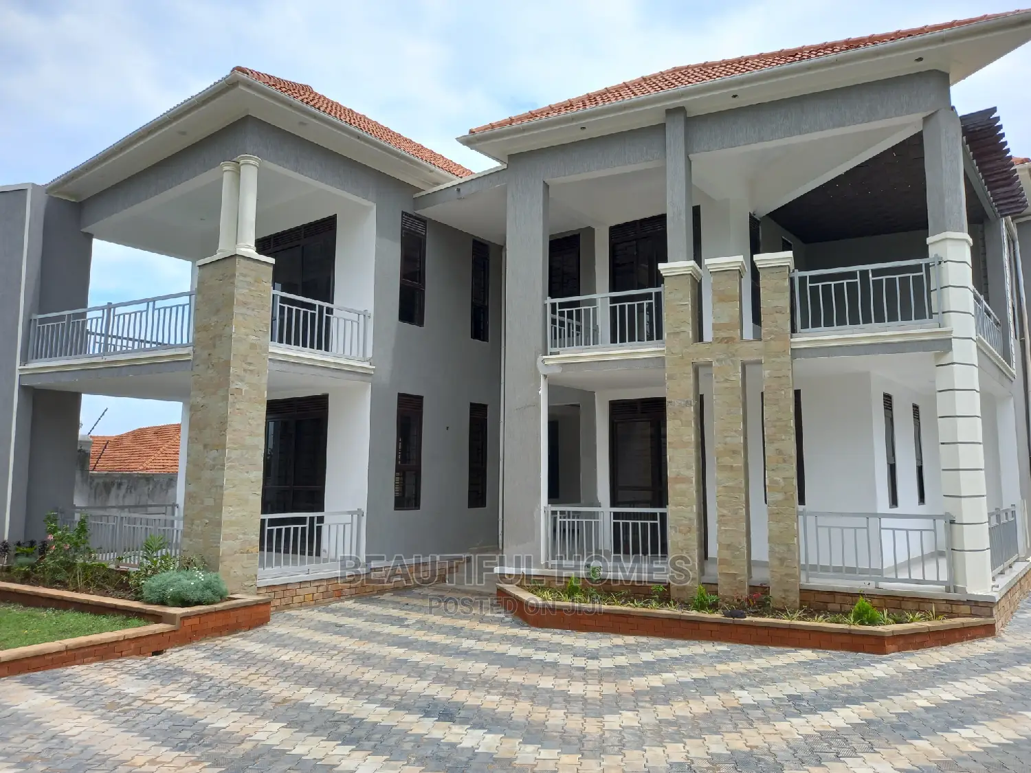 Furnished 6bdrm Mansion in Kiwatule Bidandi, Nakawa for Sale in Nakawa