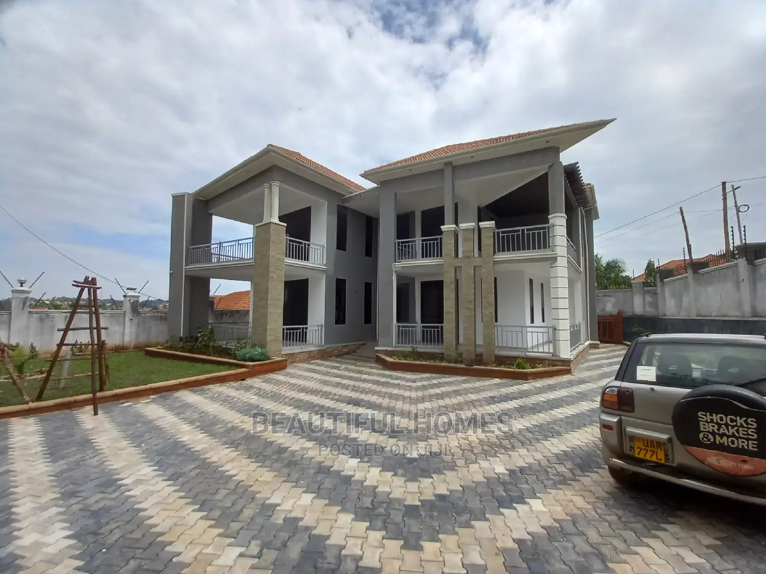 Furnished 6bdrm Mansion in Kiwatule Posh, Nakawa for Sale in Nakawa
