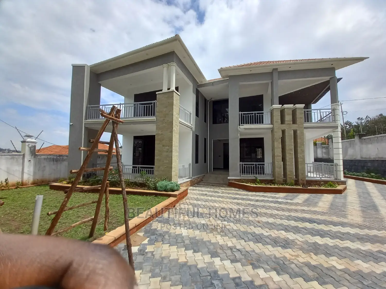 Furnished 6bdrm Mansion in Kiwatule Diplomat, Central Division in Central Division