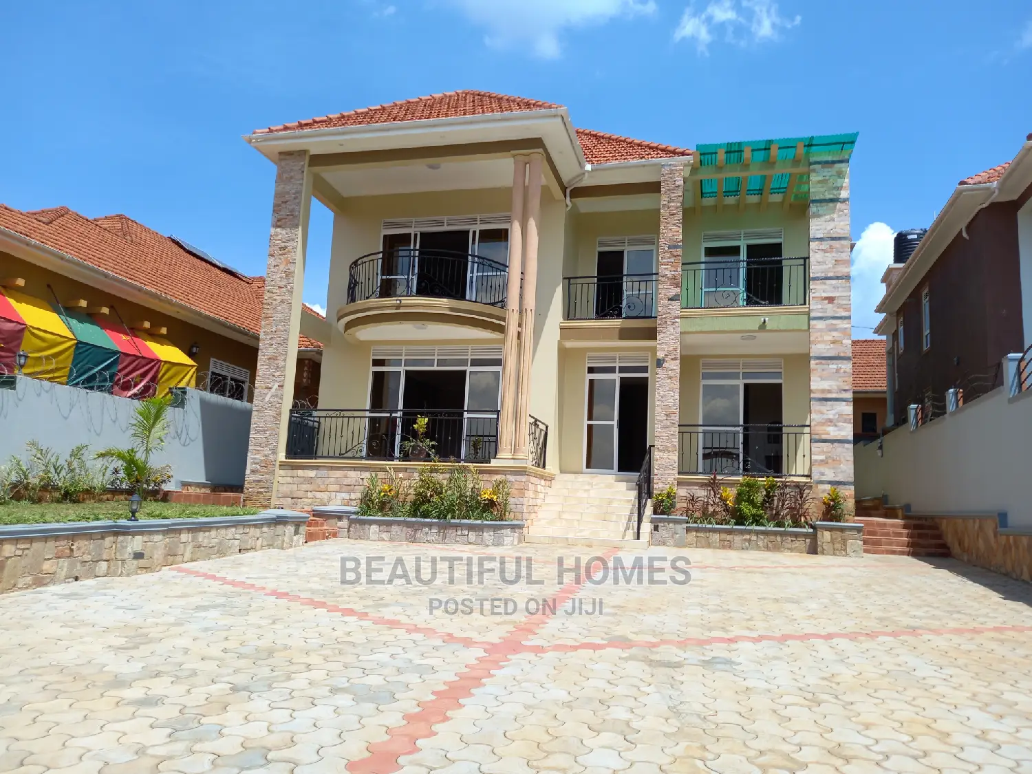 Furnished 6bdrm Mansion in Kira Minister'S for Sale in Kira