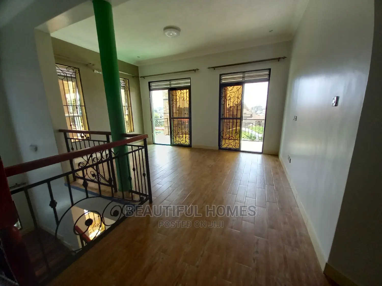 Furnished 6bdrm Mansion in Kira Minister'S for Sale in Kira