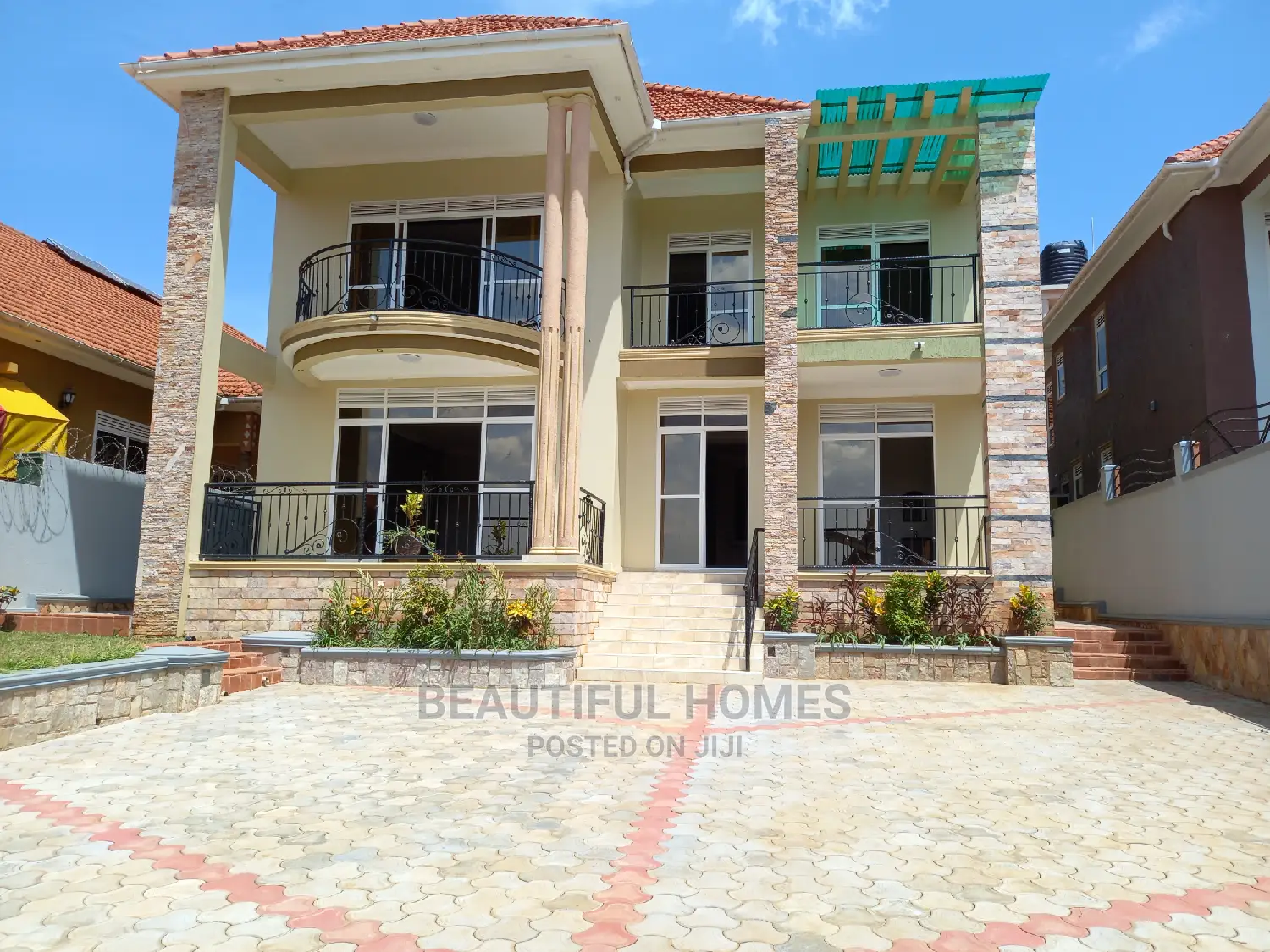 Furnished 6bdrm House in Kira Diplomat for Sale in Kira