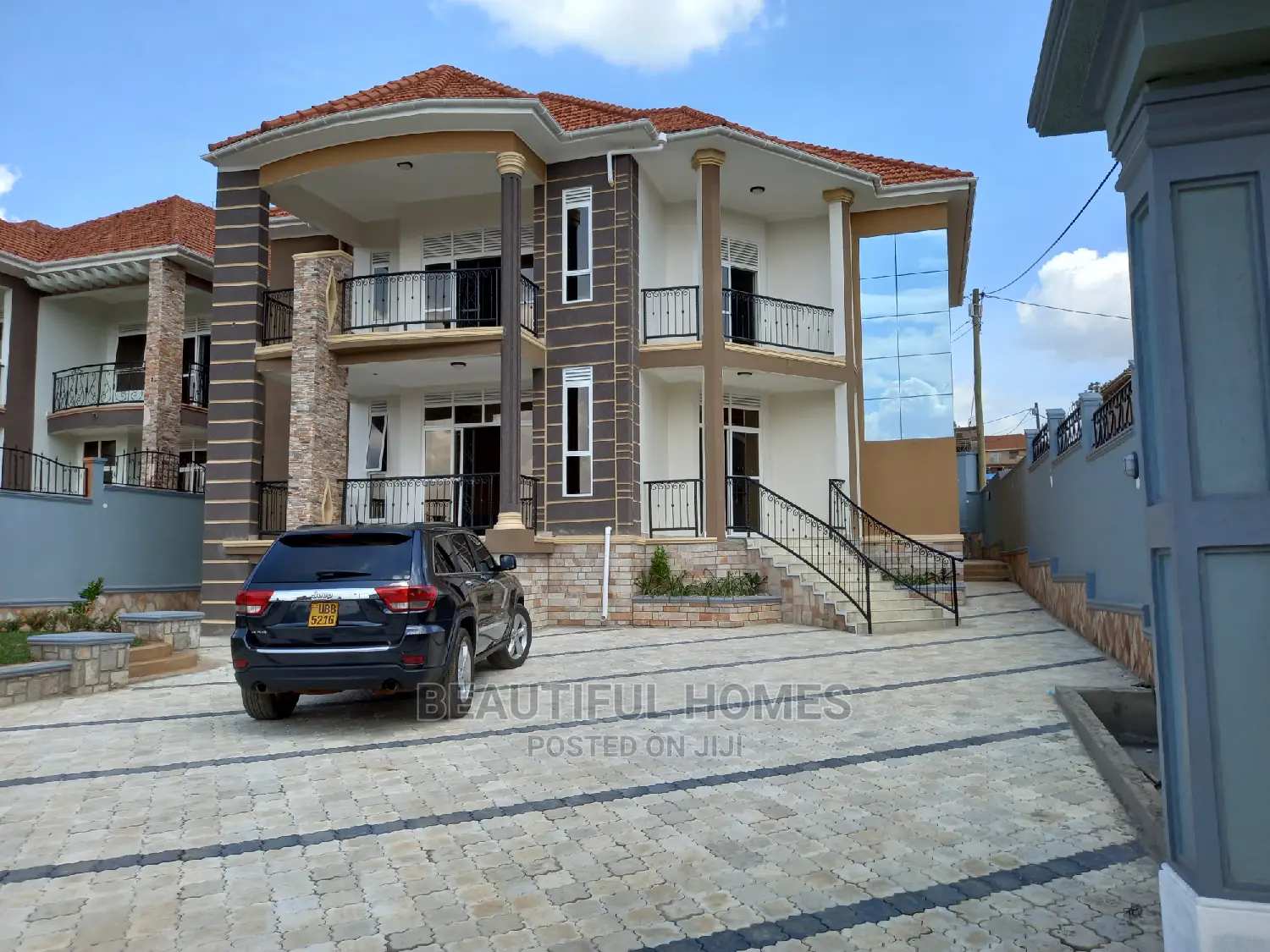 Furnished 6bdrm Mansion in Executive Wing, Kira for Sale in Kira
