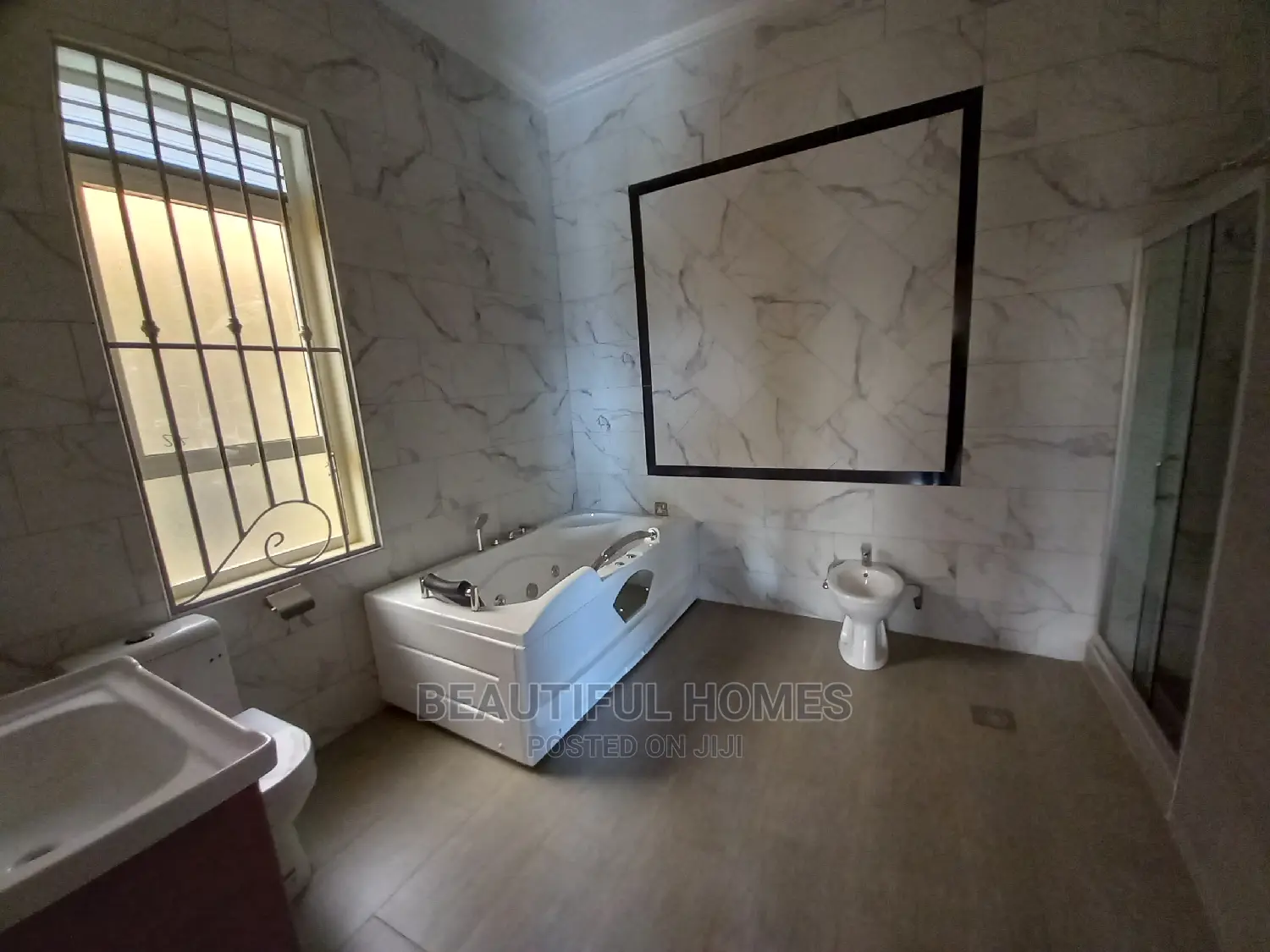 Furnished 6bdrm Duplex in Rich Zone, Kira for Sale in Kira