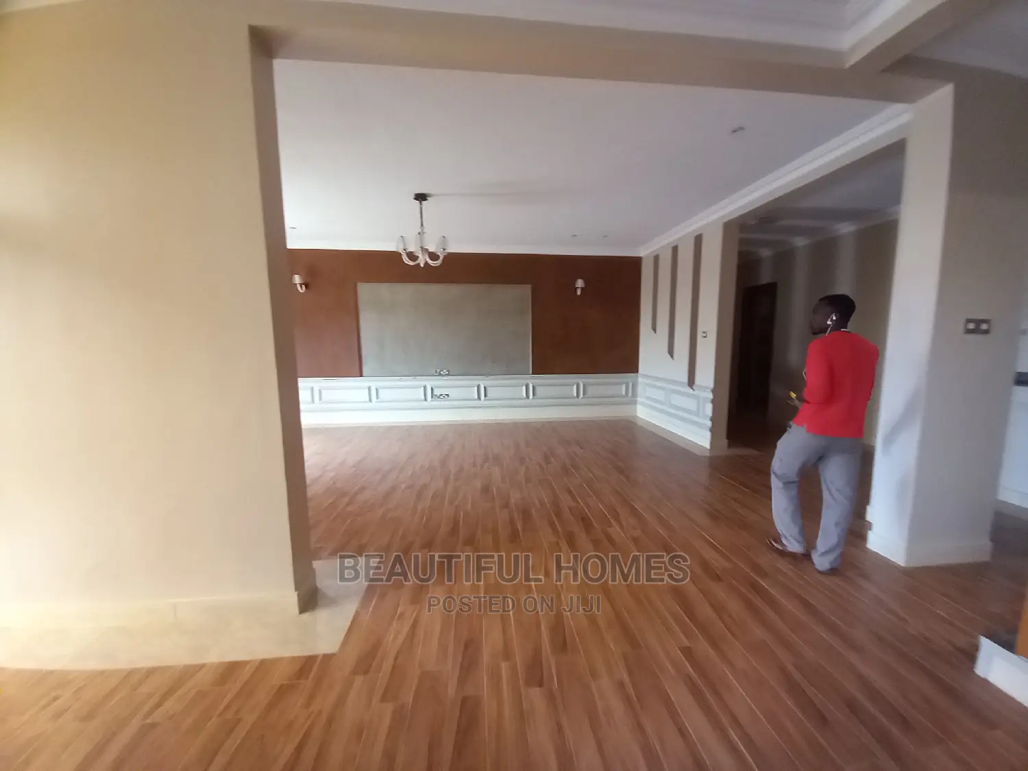 Furnished 6bdrm Mansion in Kira for Sale in Kira