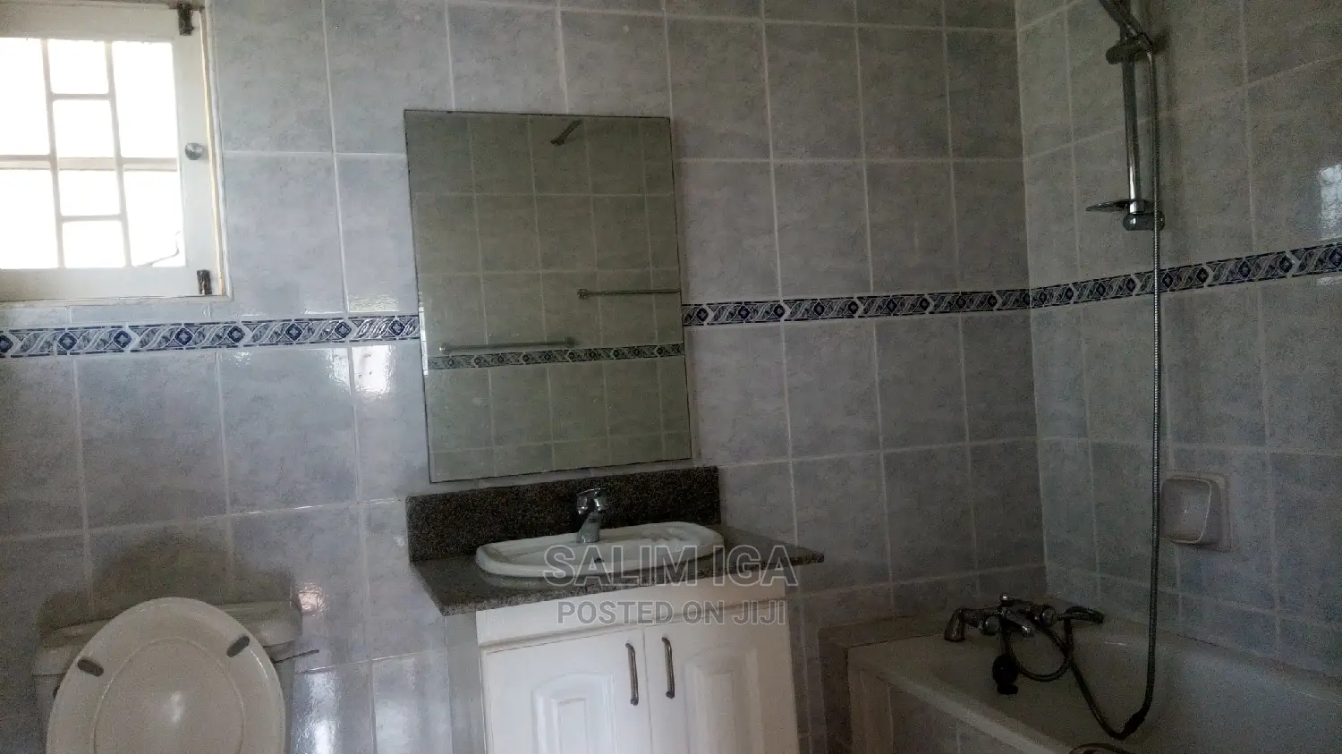 4bdrm Bungalow in Kololo Property, Central Division for Rent in Central Division