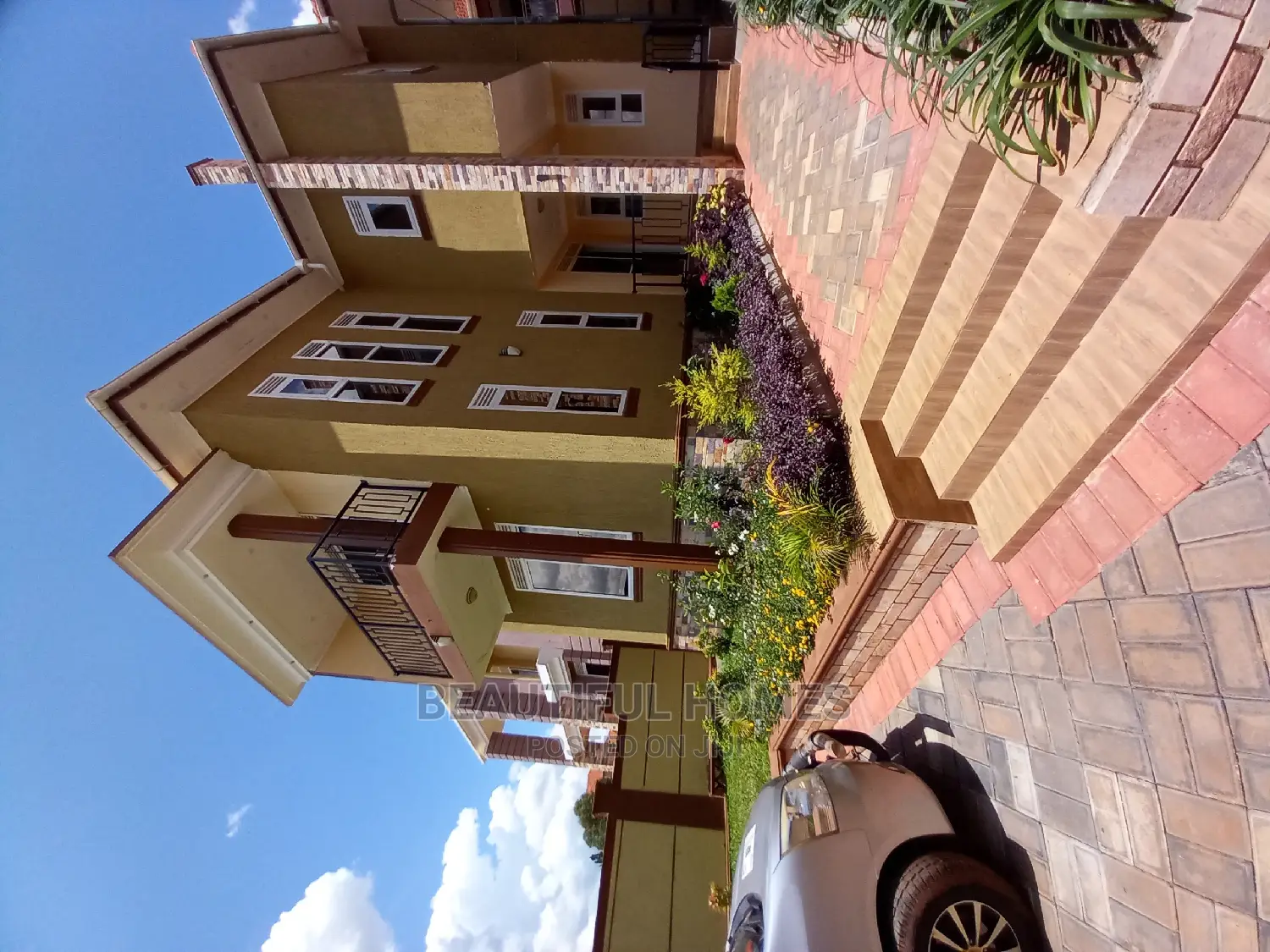 Furnished 4bdrm Duplex in Kira Posh for Sale in Kira