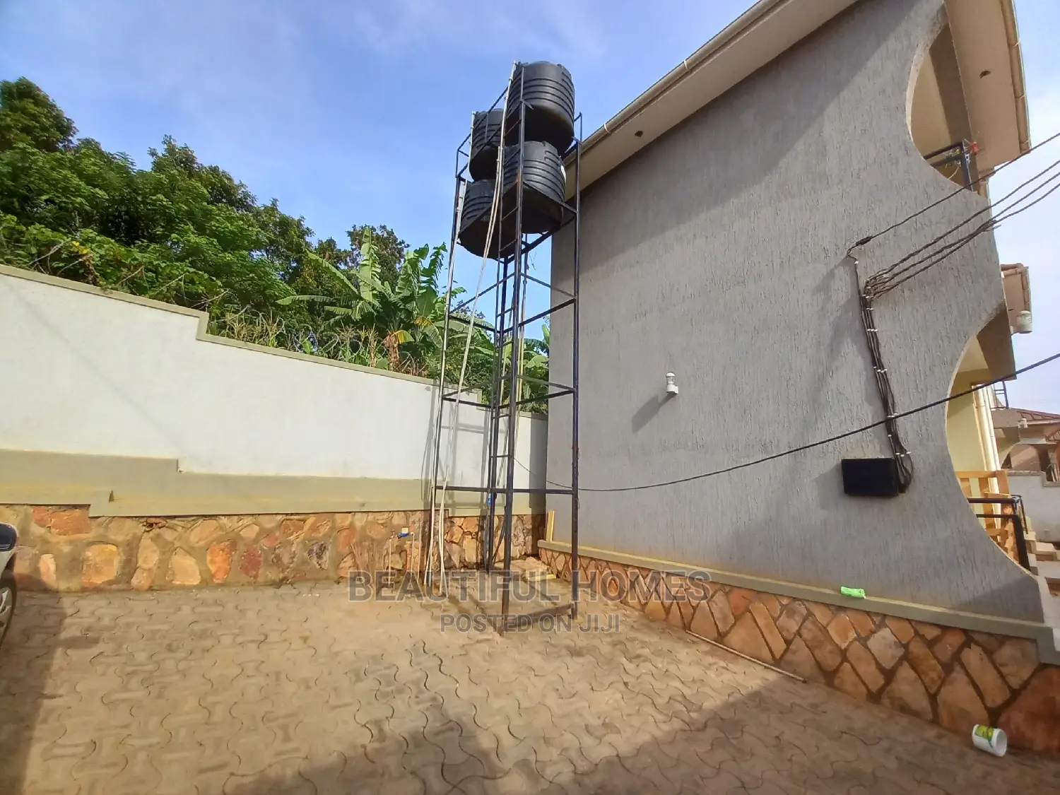 Furnished 1bdrm Apartment in Kira for Sale in Kira