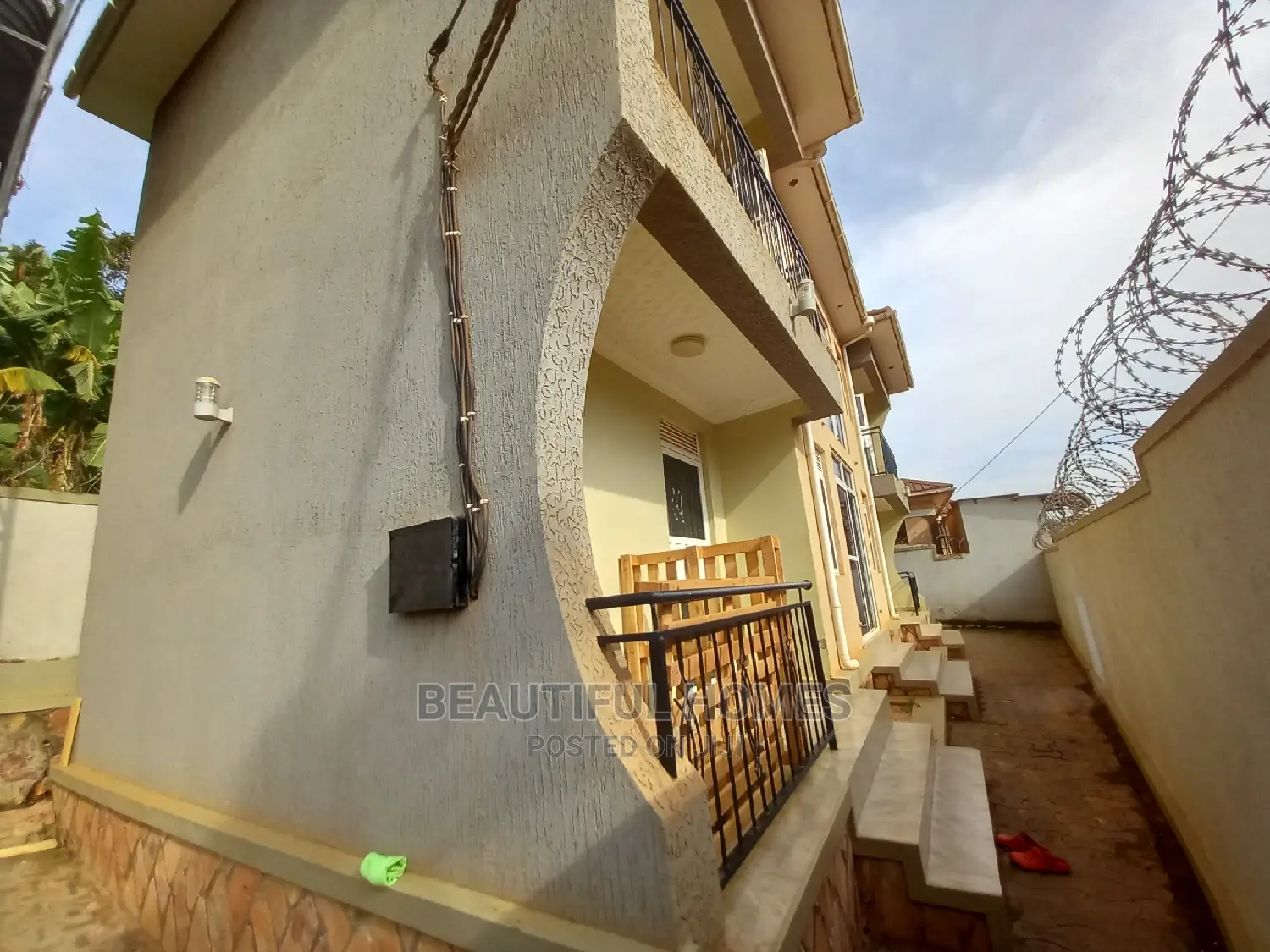 Furnished 1bdrm Apartment in Kira, Central Division for Sale in Central Division