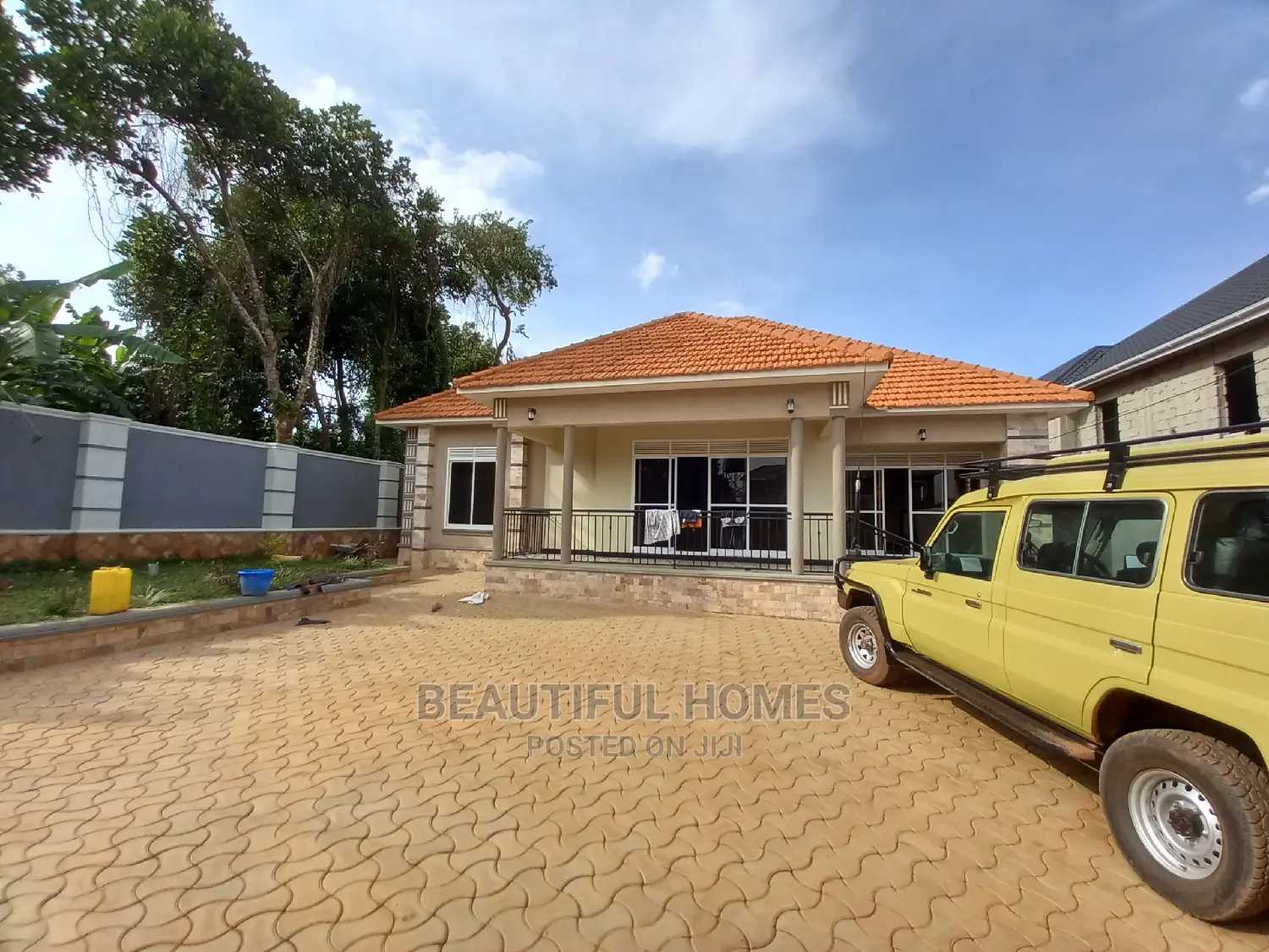 Furnished 4bdrm Bungalow in Kira for Sale in Kira